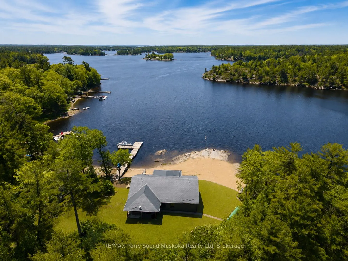 32 A11 Island