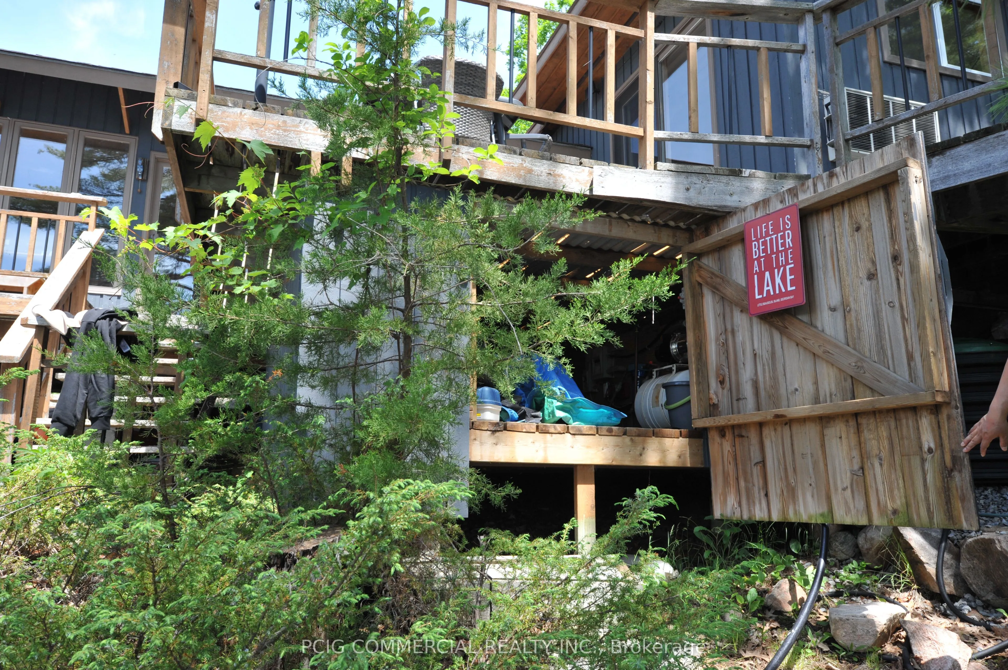 1518 Island 1040