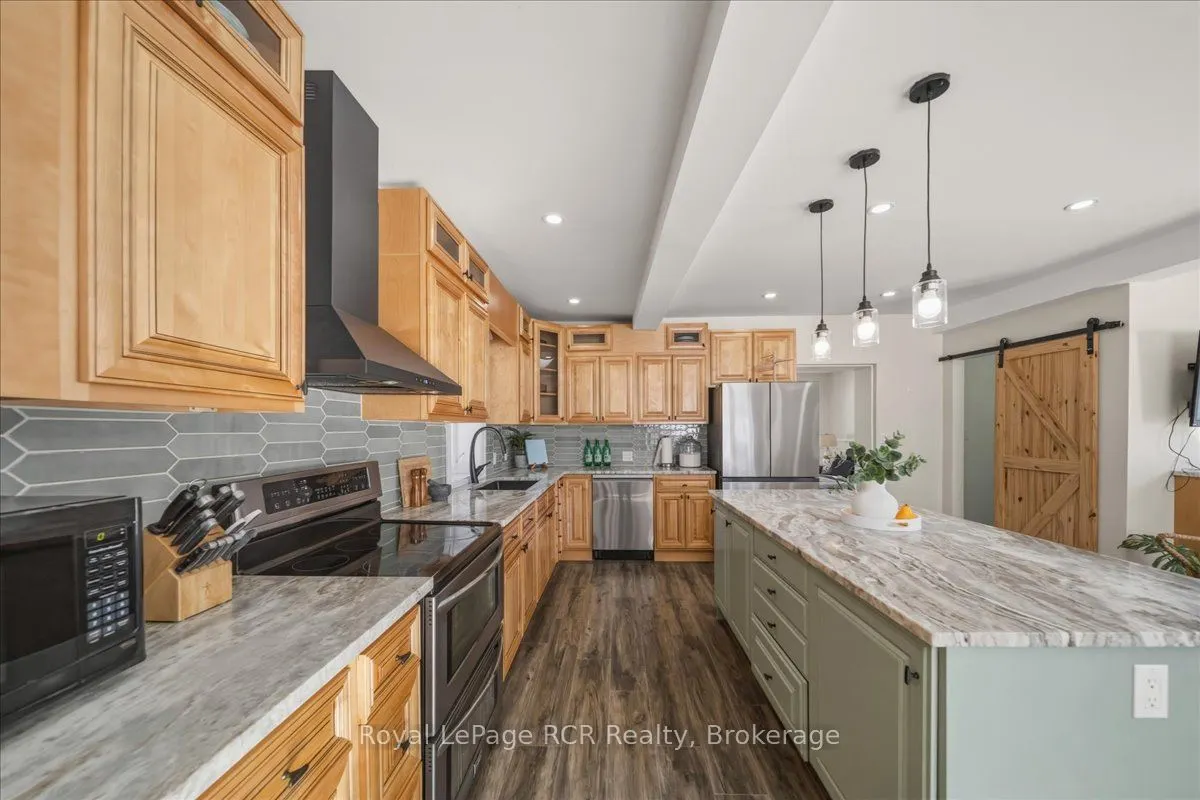392010 Grey Road 109