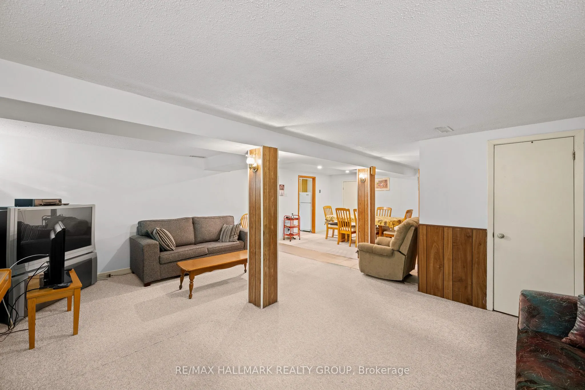 839 WESTON Drive