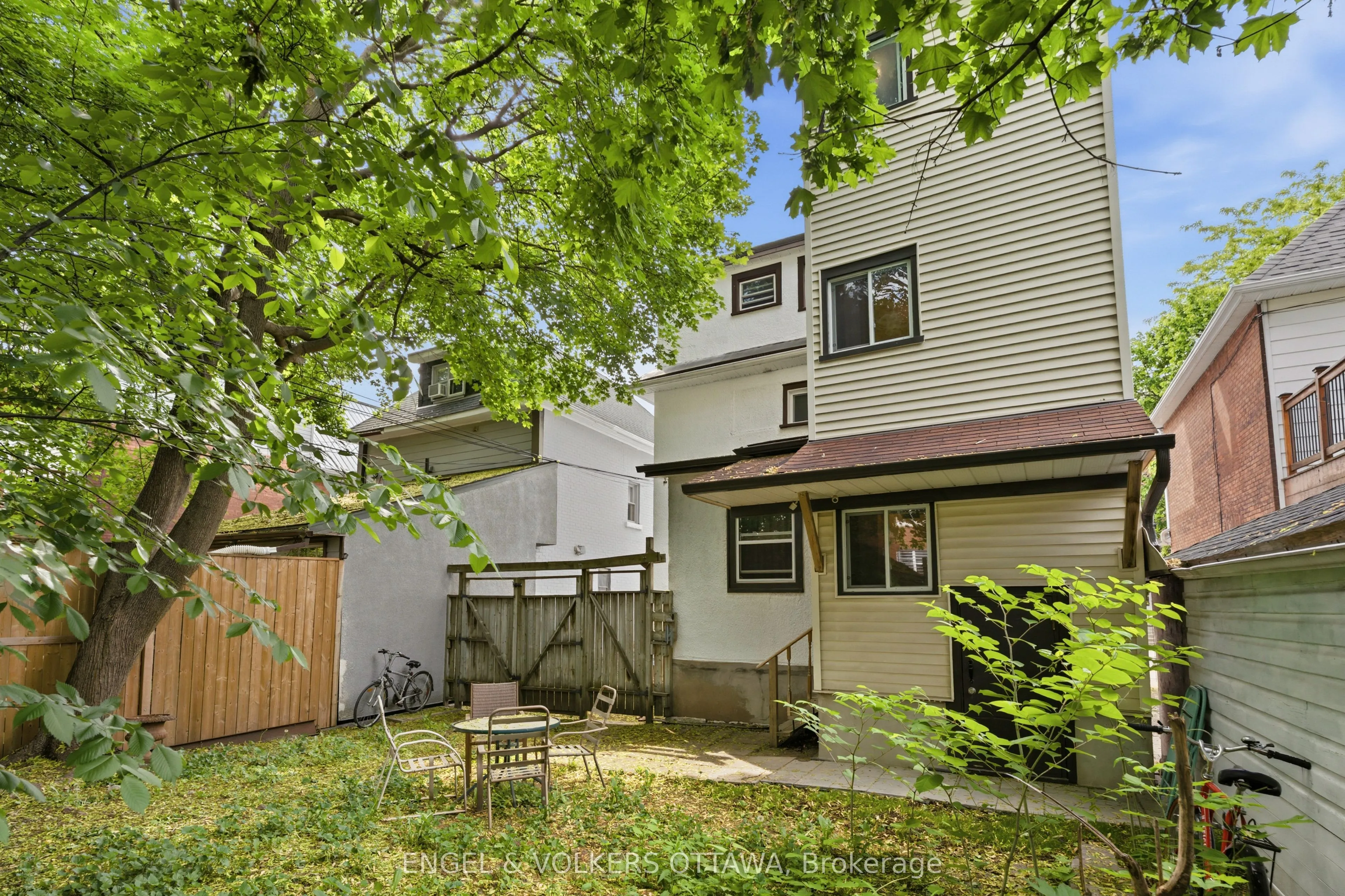 491 Mcleod Street