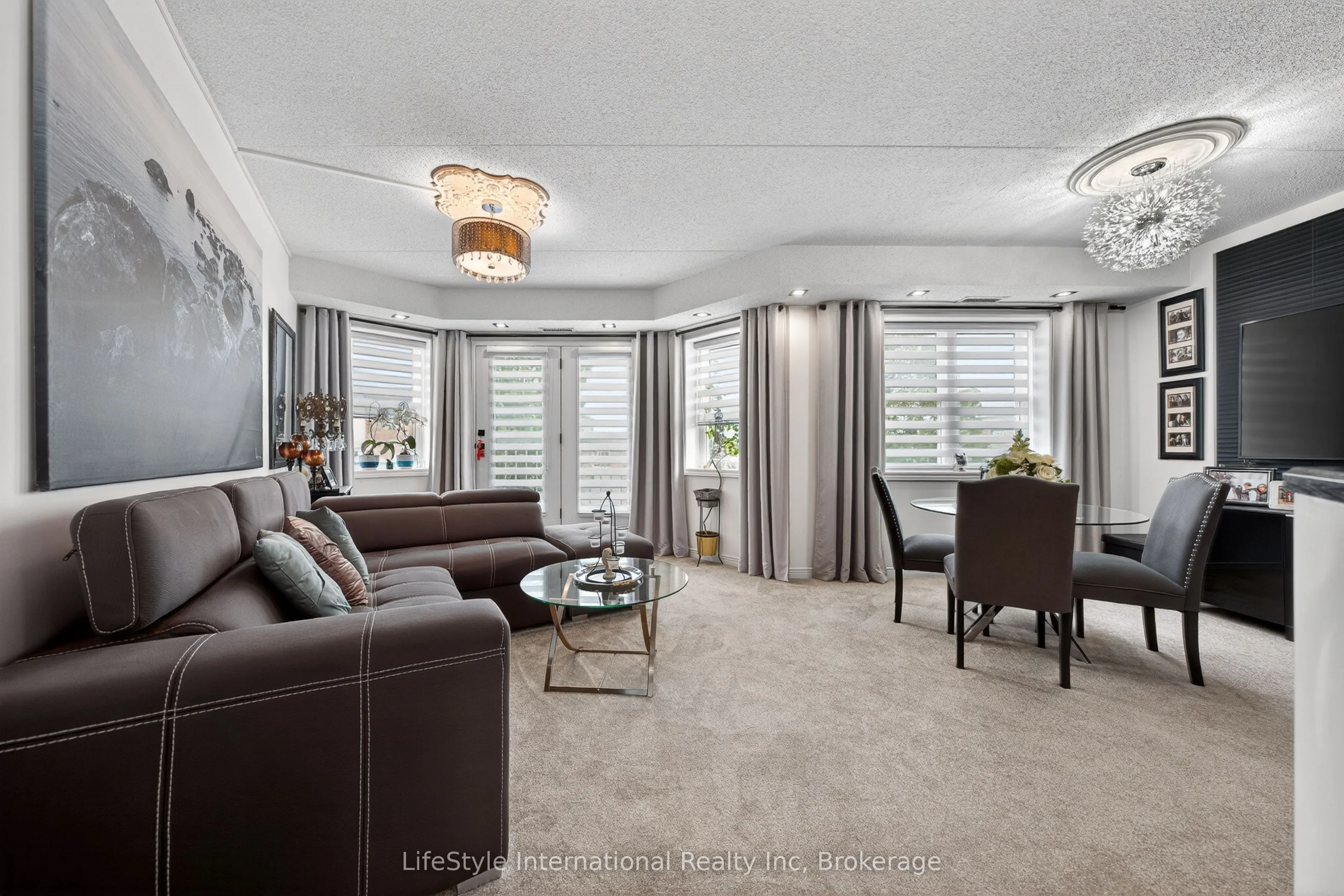 208 Silvercreek Parkway N #213