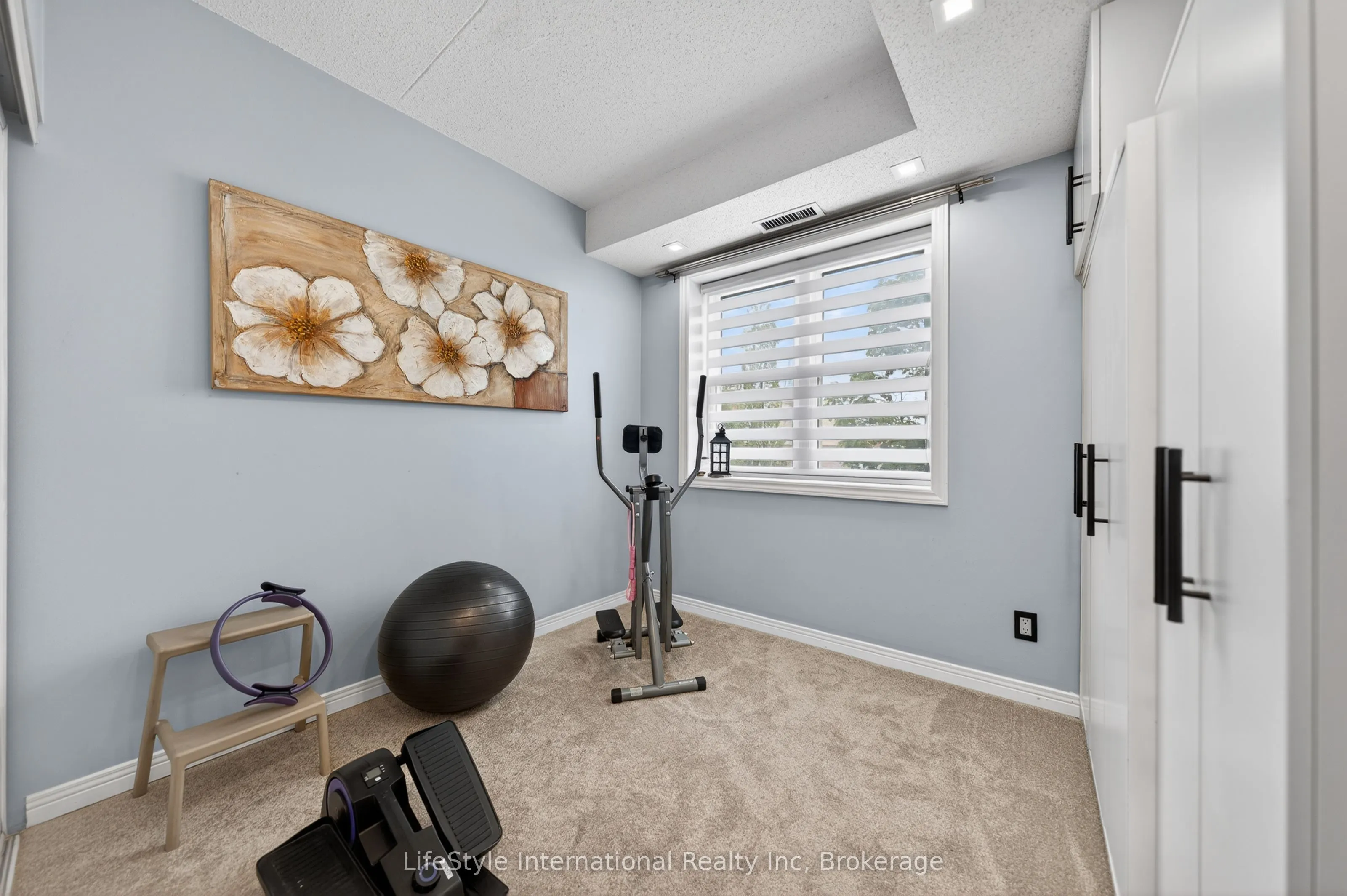 208 Silvercreek Parkway N #213