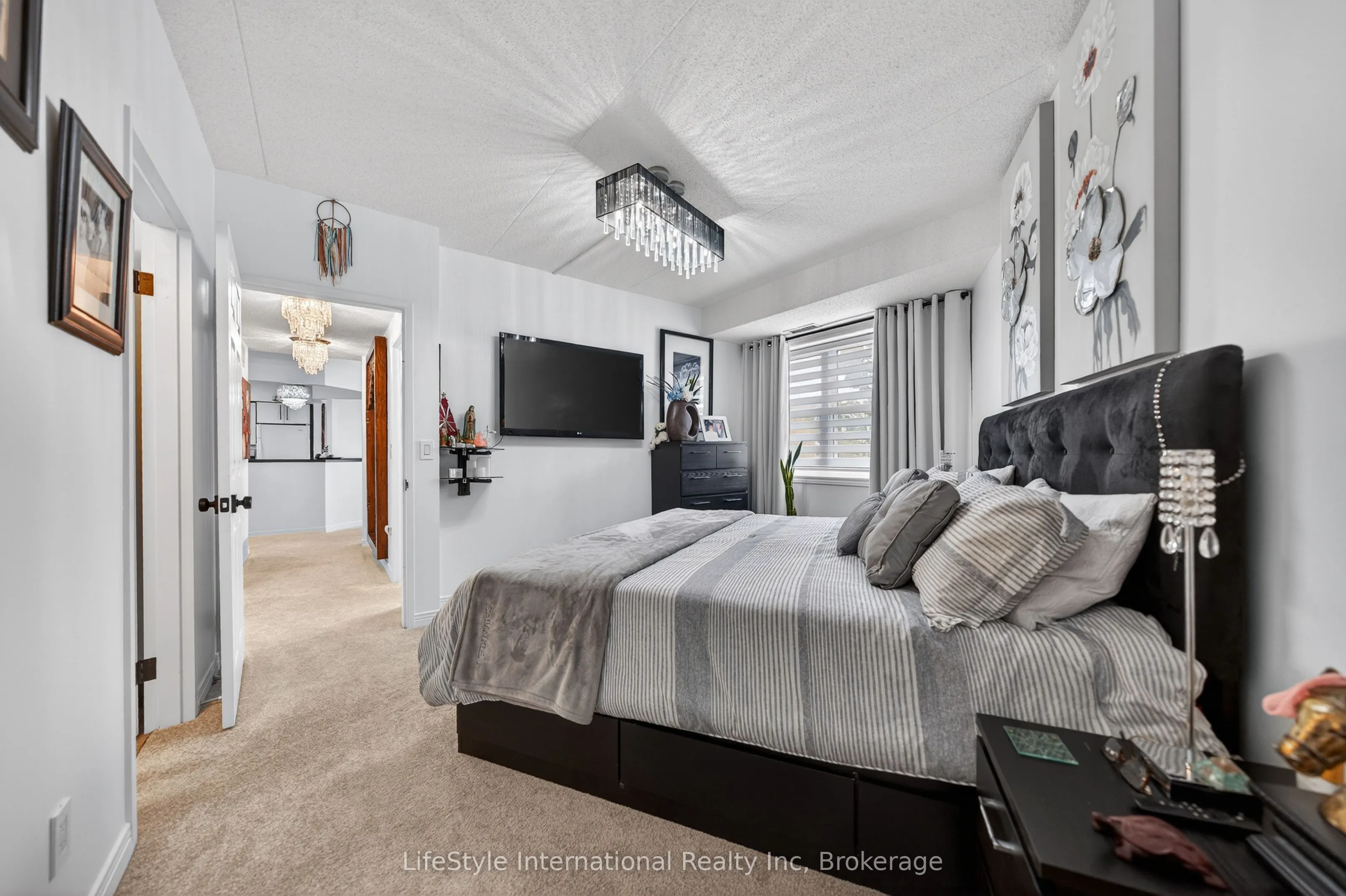 208 Silvercreek Parkway N #213