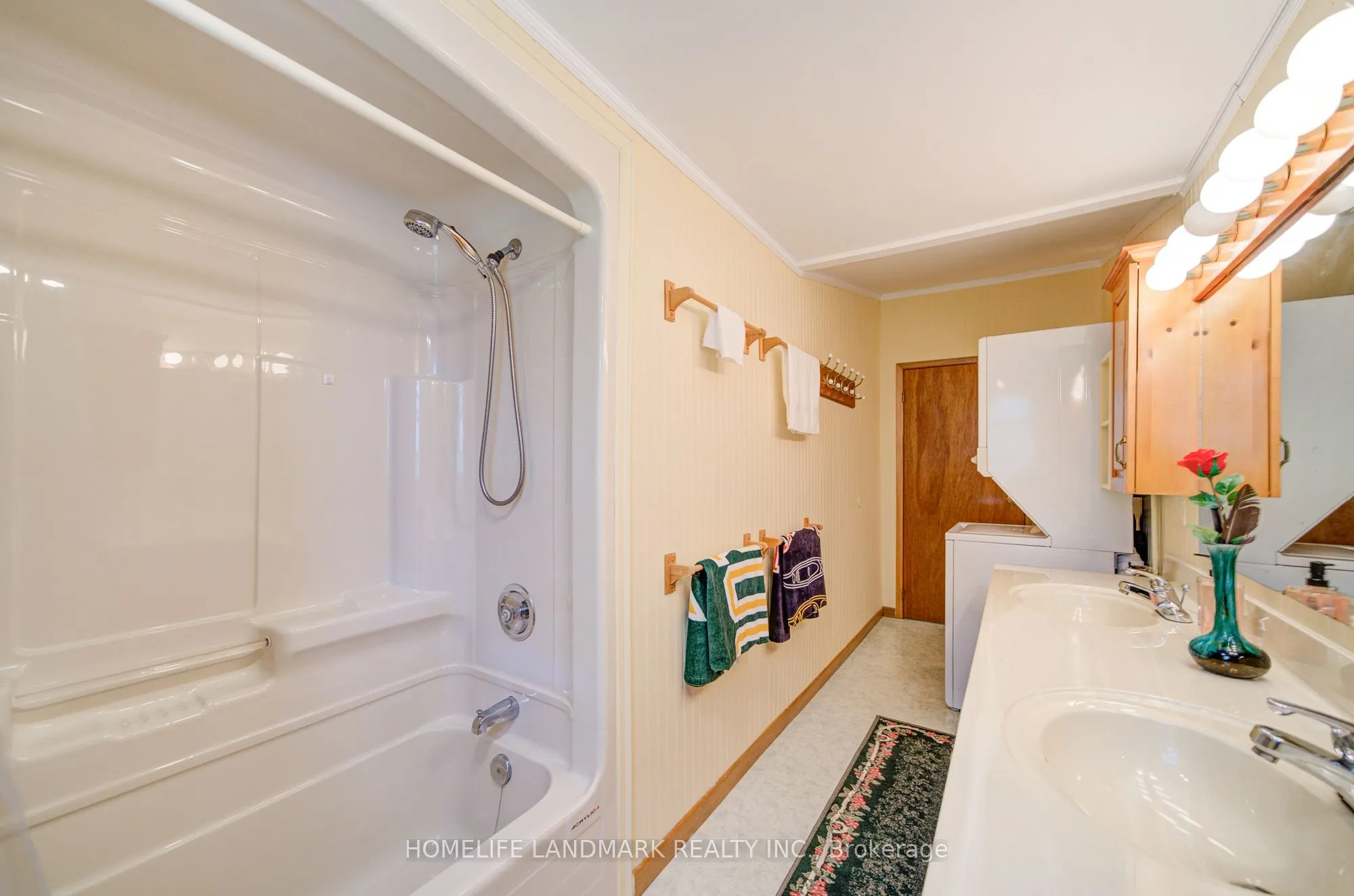 1093 Cooper Point Road #8