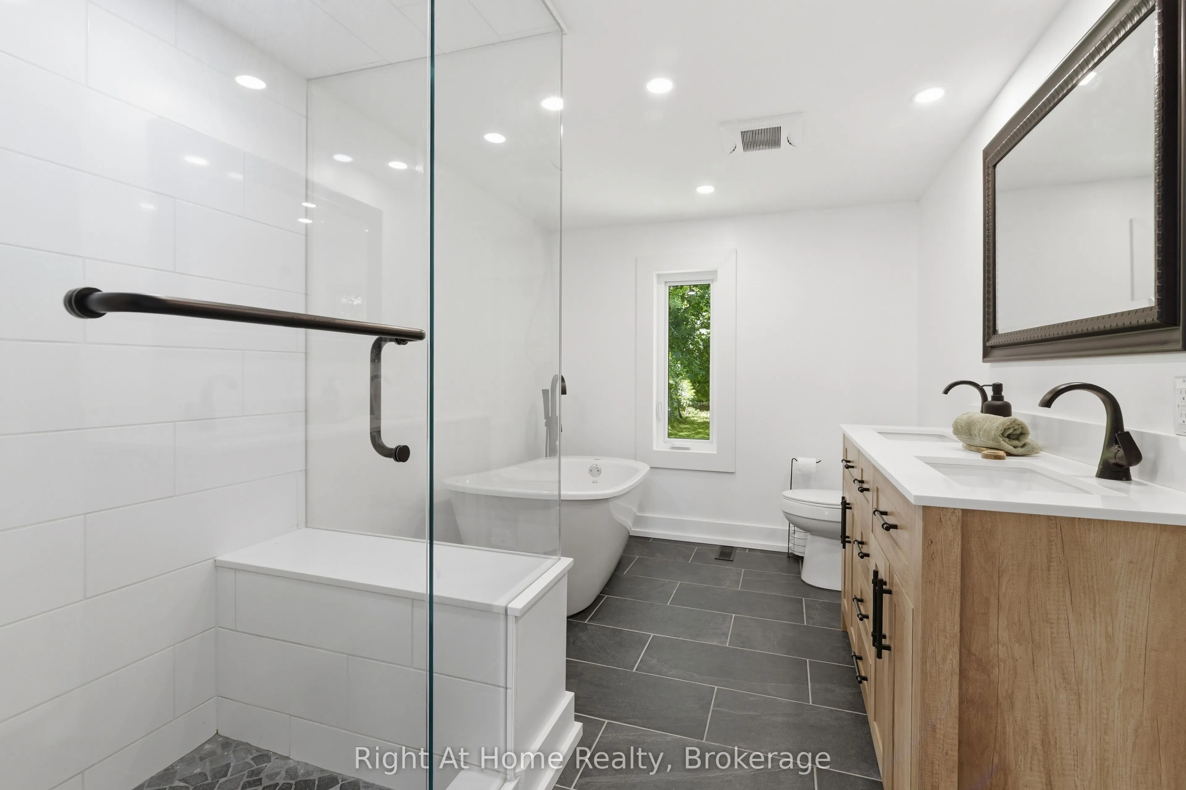 21 Nonquon Drive