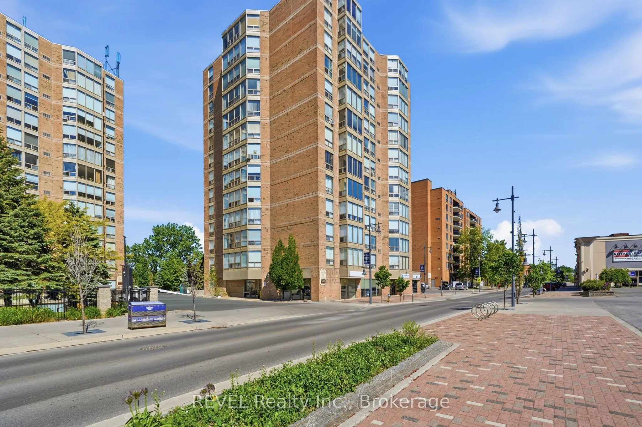 350 Front Street #1006