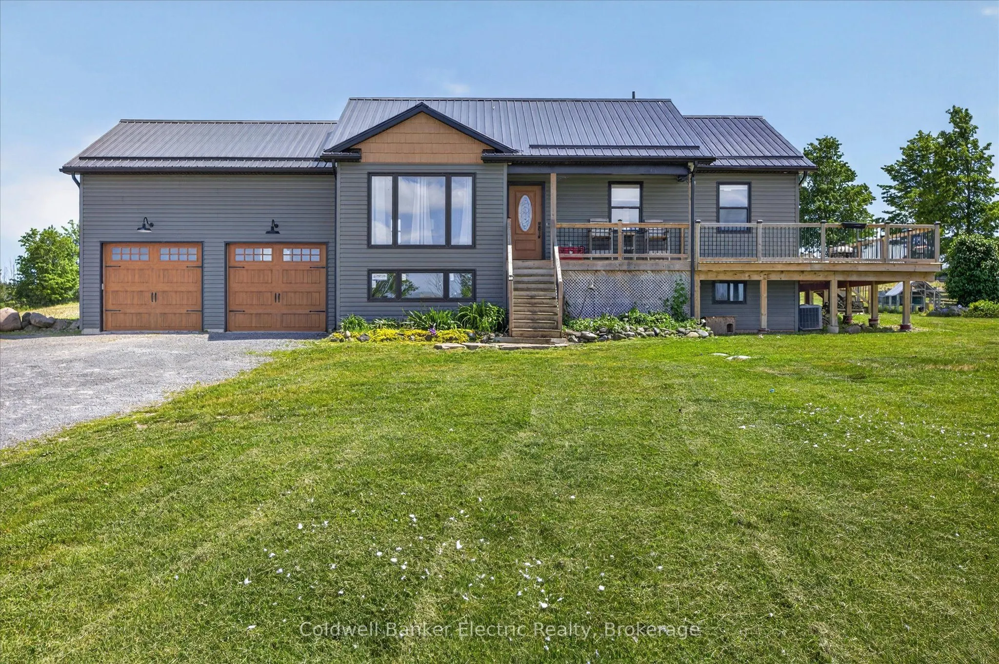 487 11th Concession W