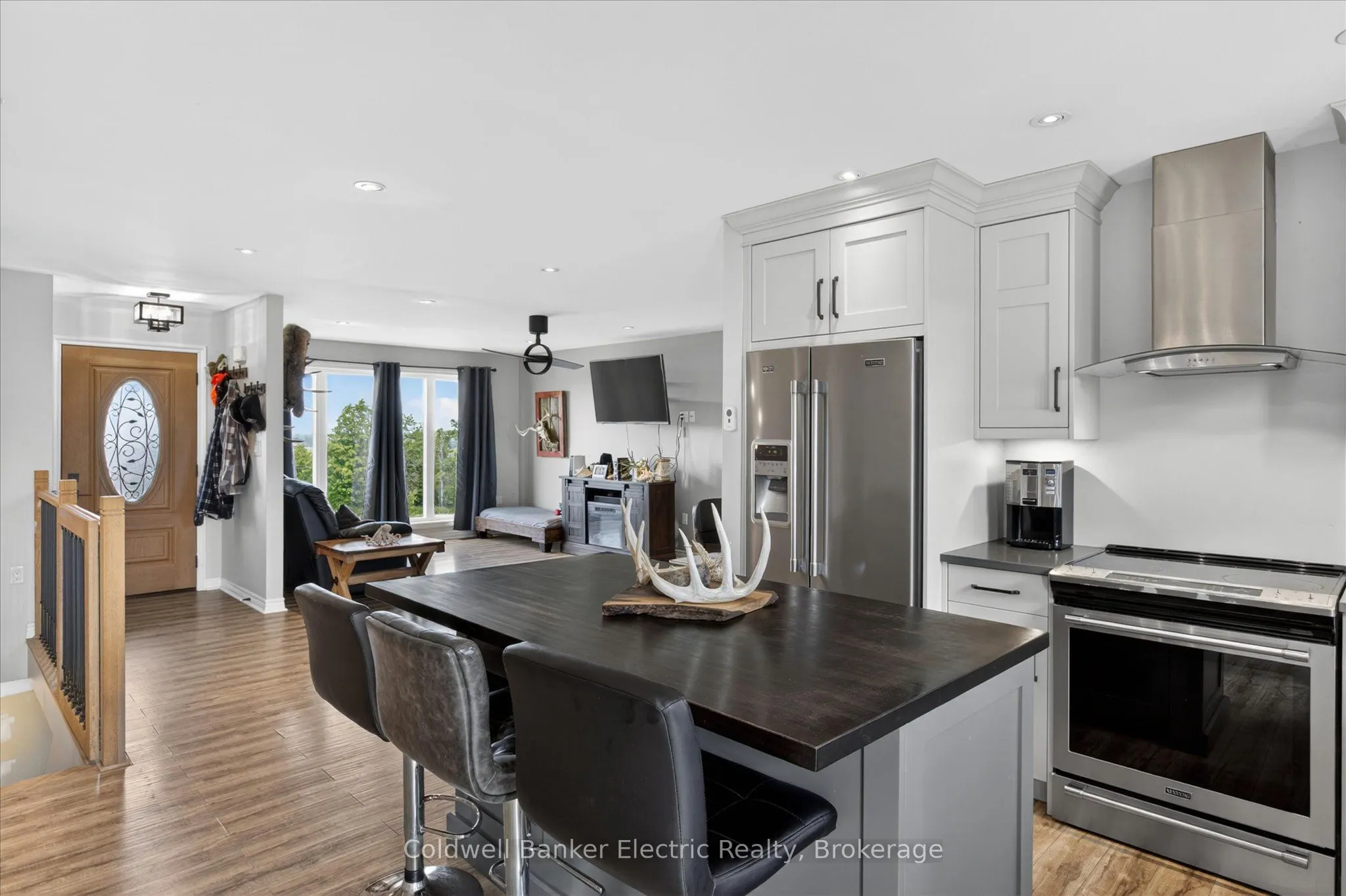 487 11th Concession W