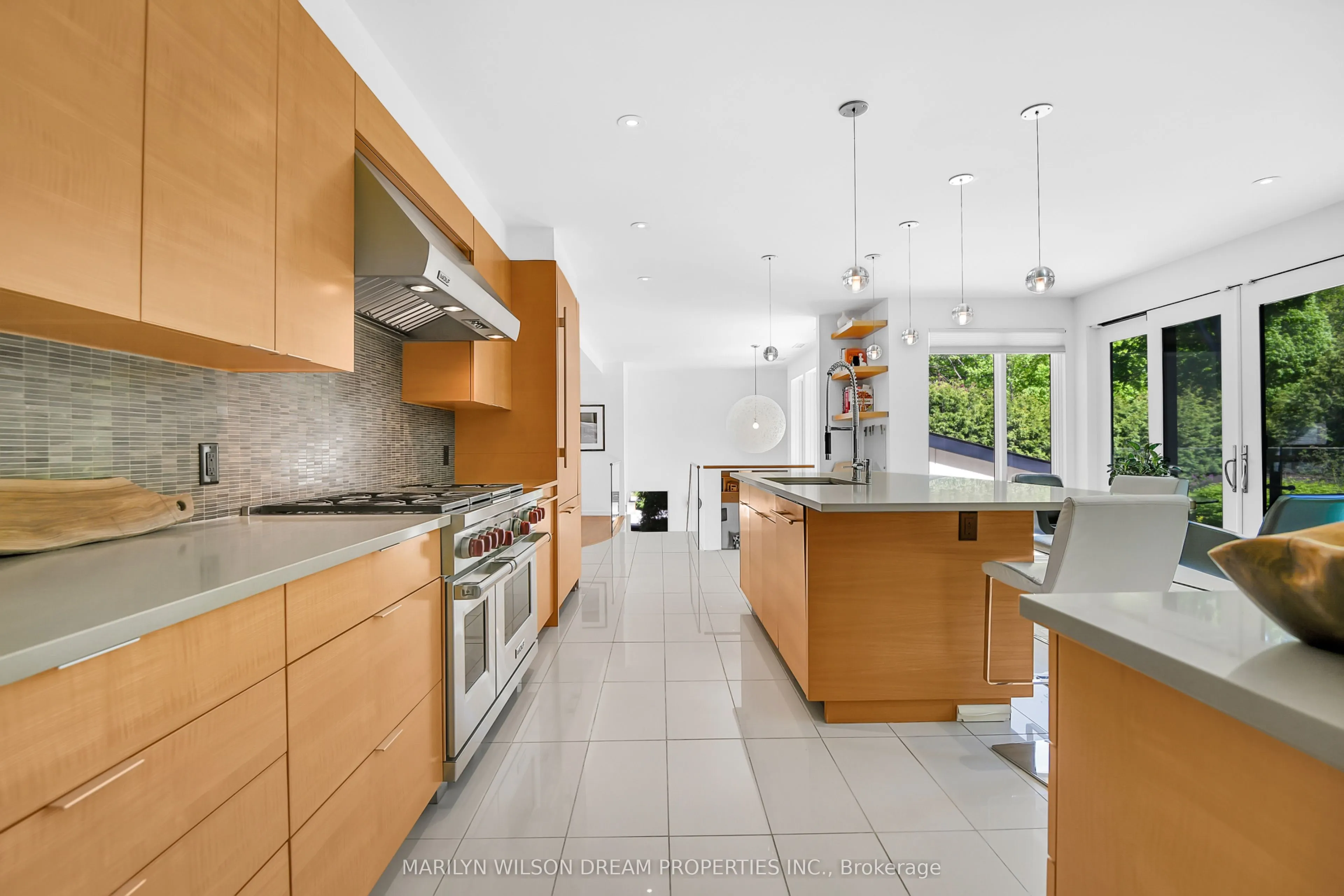 10 Burrows Road