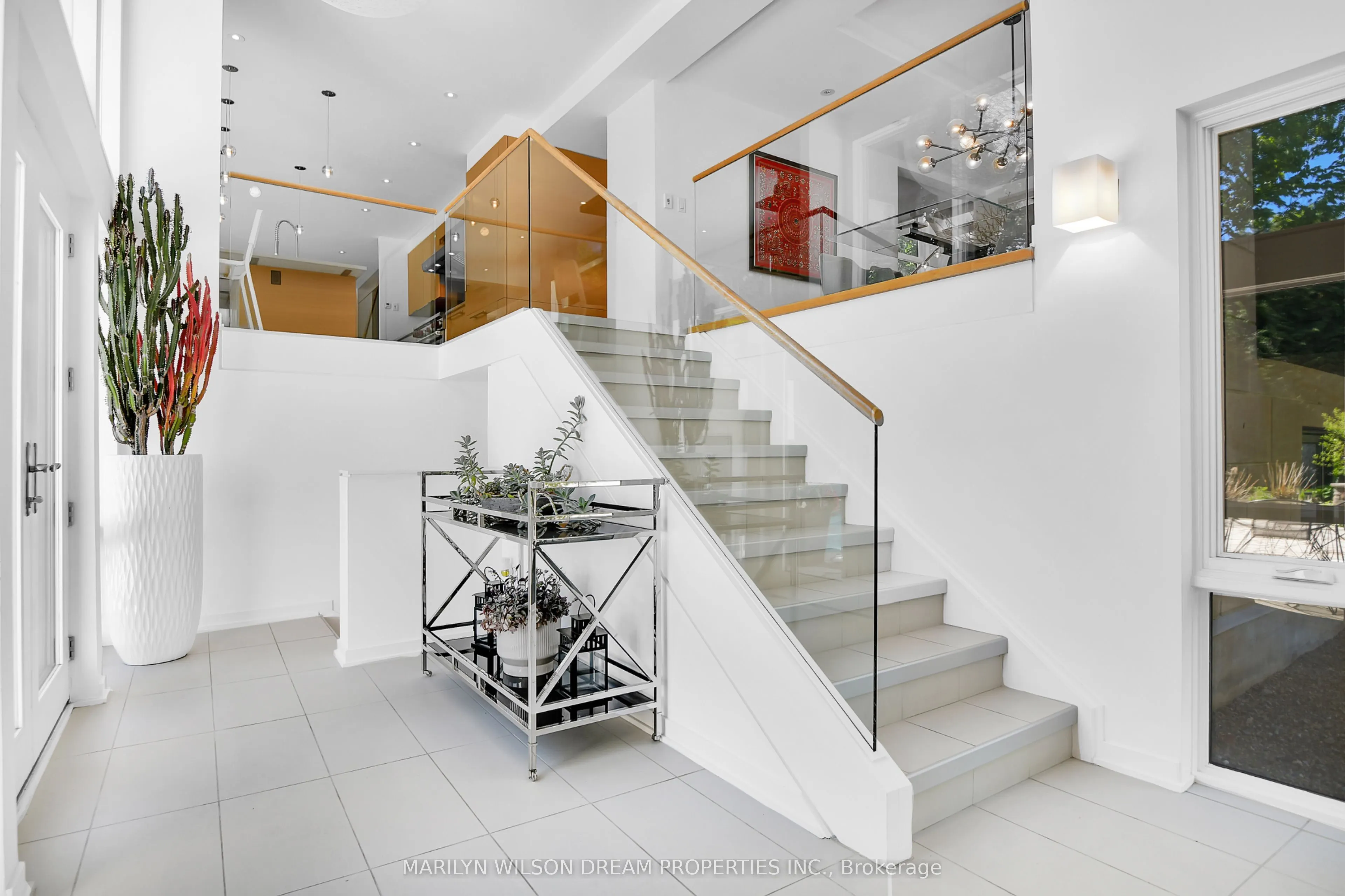 10 Burrows Road