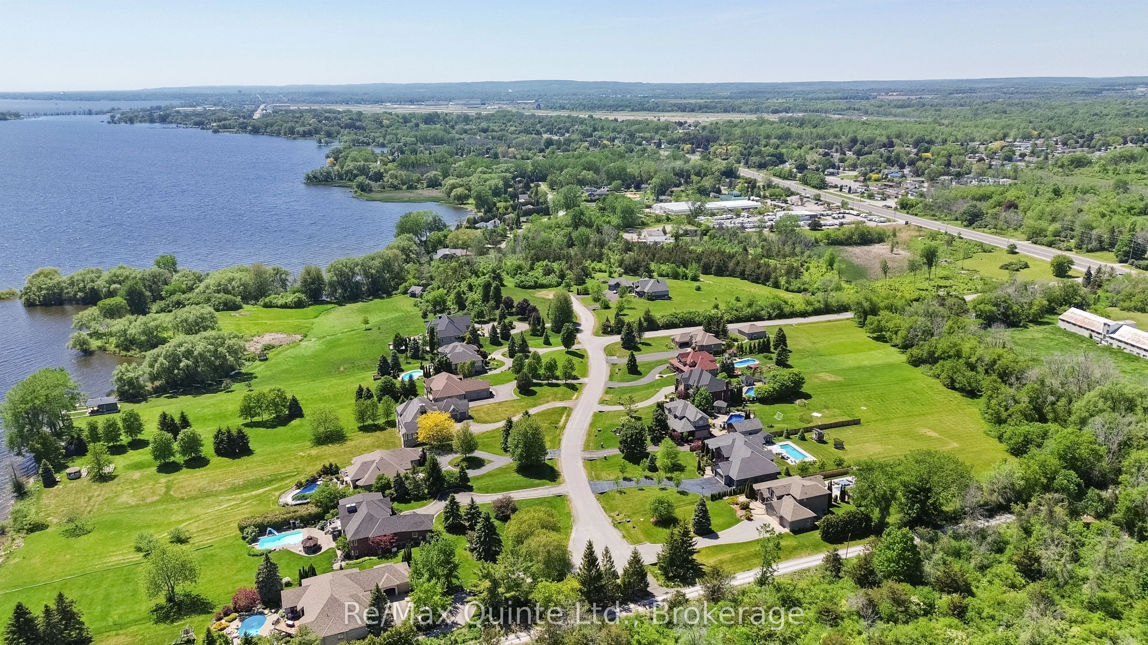 54 Settlers Landing Drive