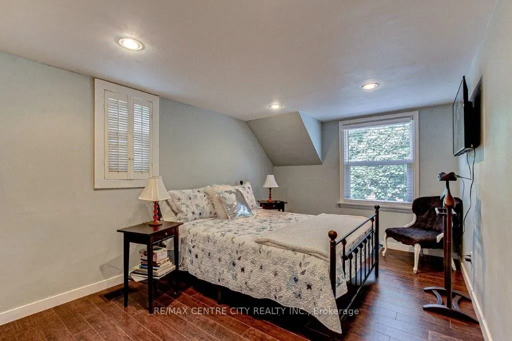 465 Ashland Avenue