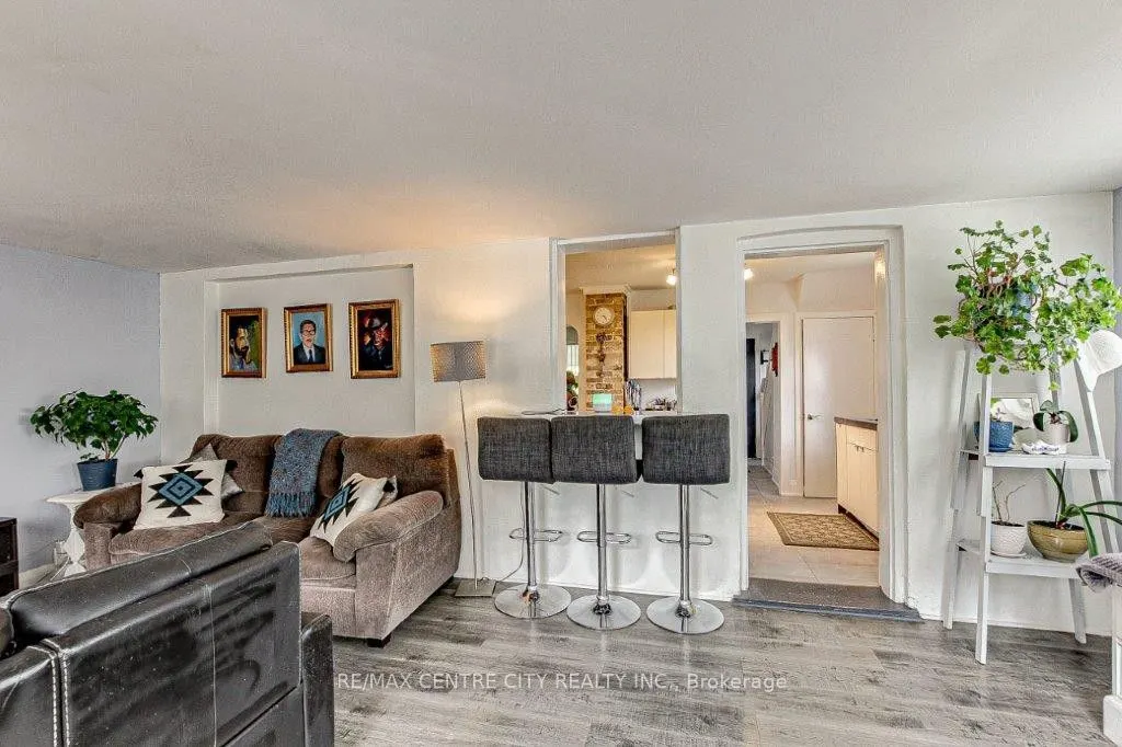 465 Ashland Avenue