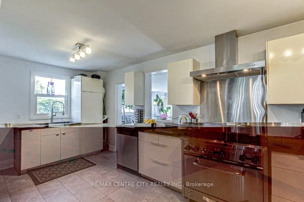 465 Ashland Avenue