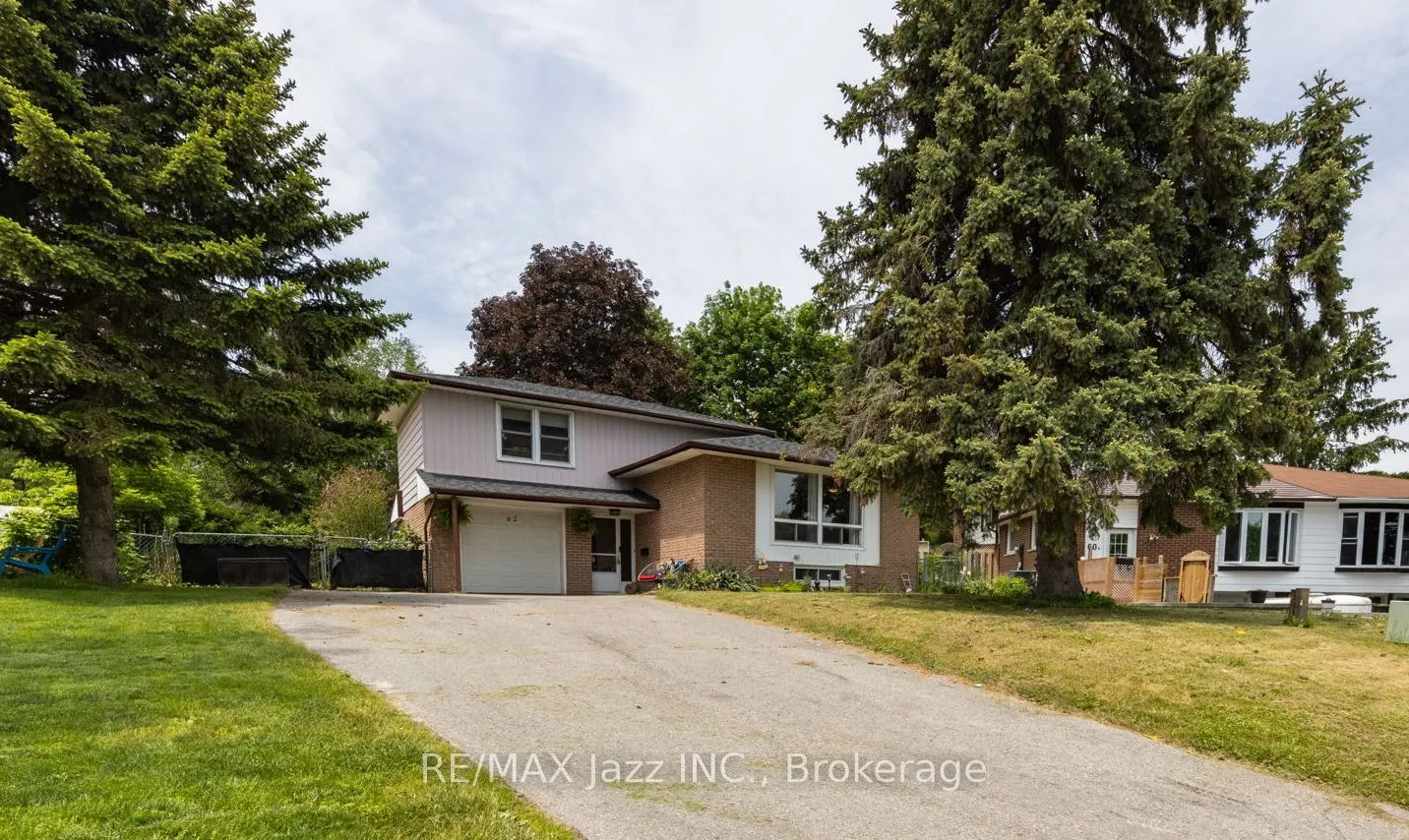 62 Crossley Drive