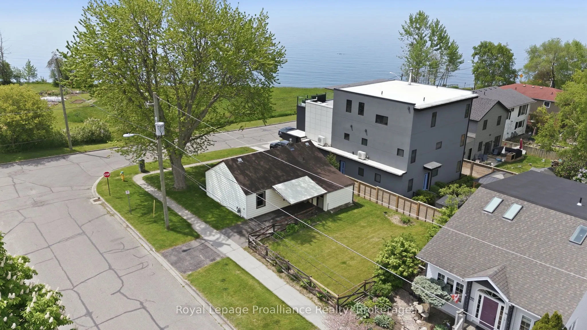 478 Monk Street