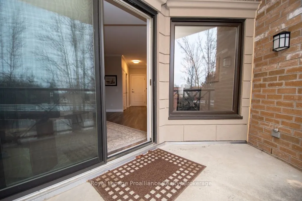 869 Clonsilla Avenue #212