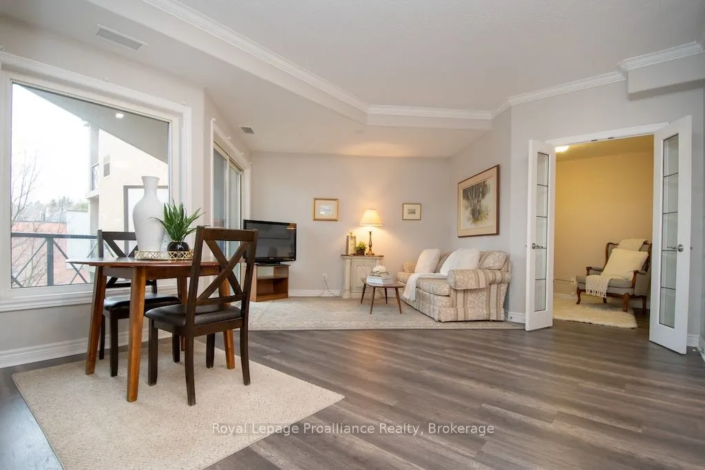 869 Clonsilla Avenue #212