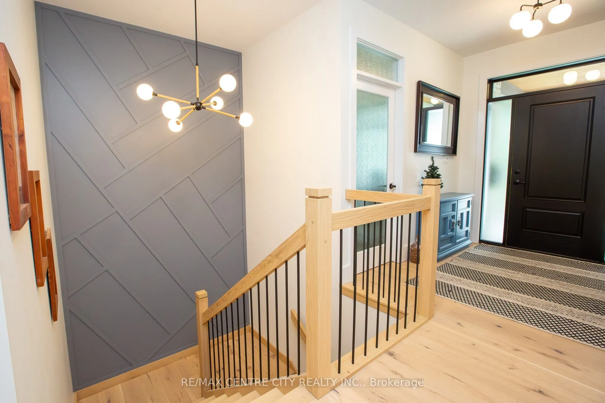 273 Foxborough Place