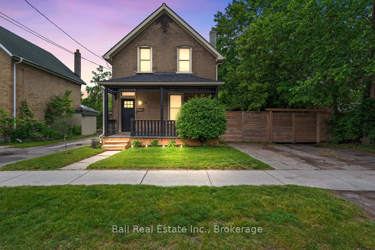 21 Aylmer Street S