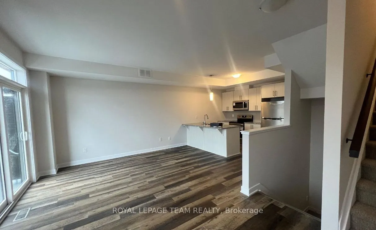 204 Tussock Private