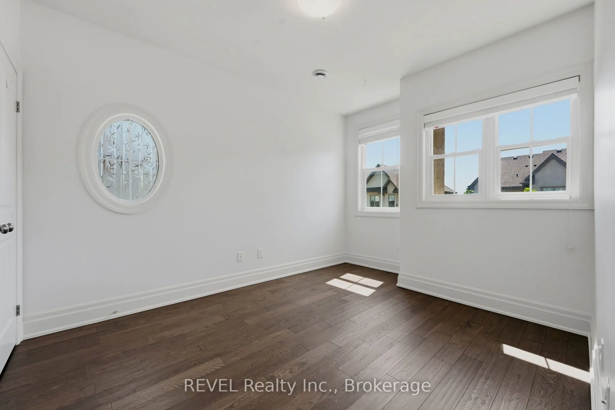 14 St. Andrews Lane S #S14