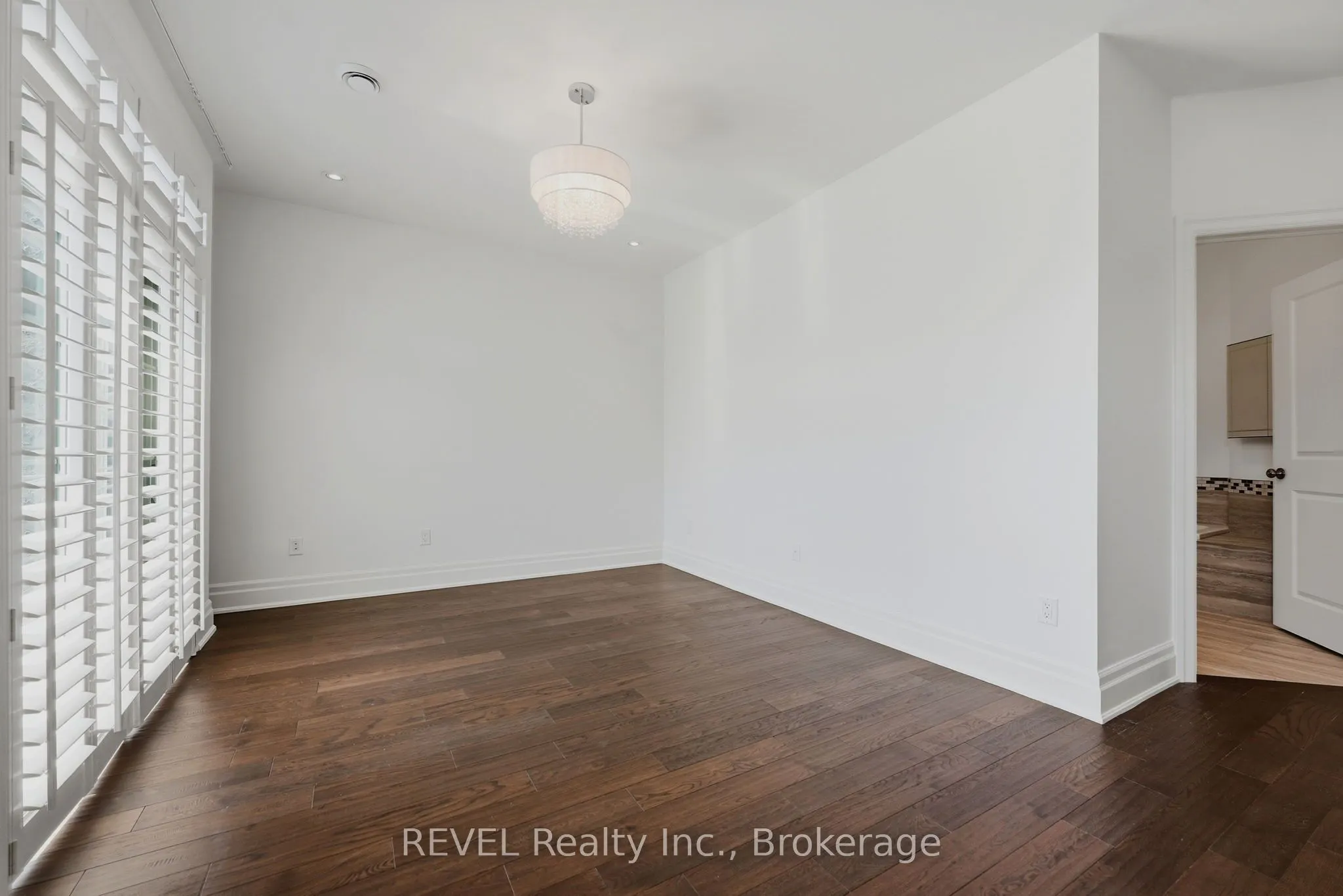 14 St. Andrews Lane S #S14