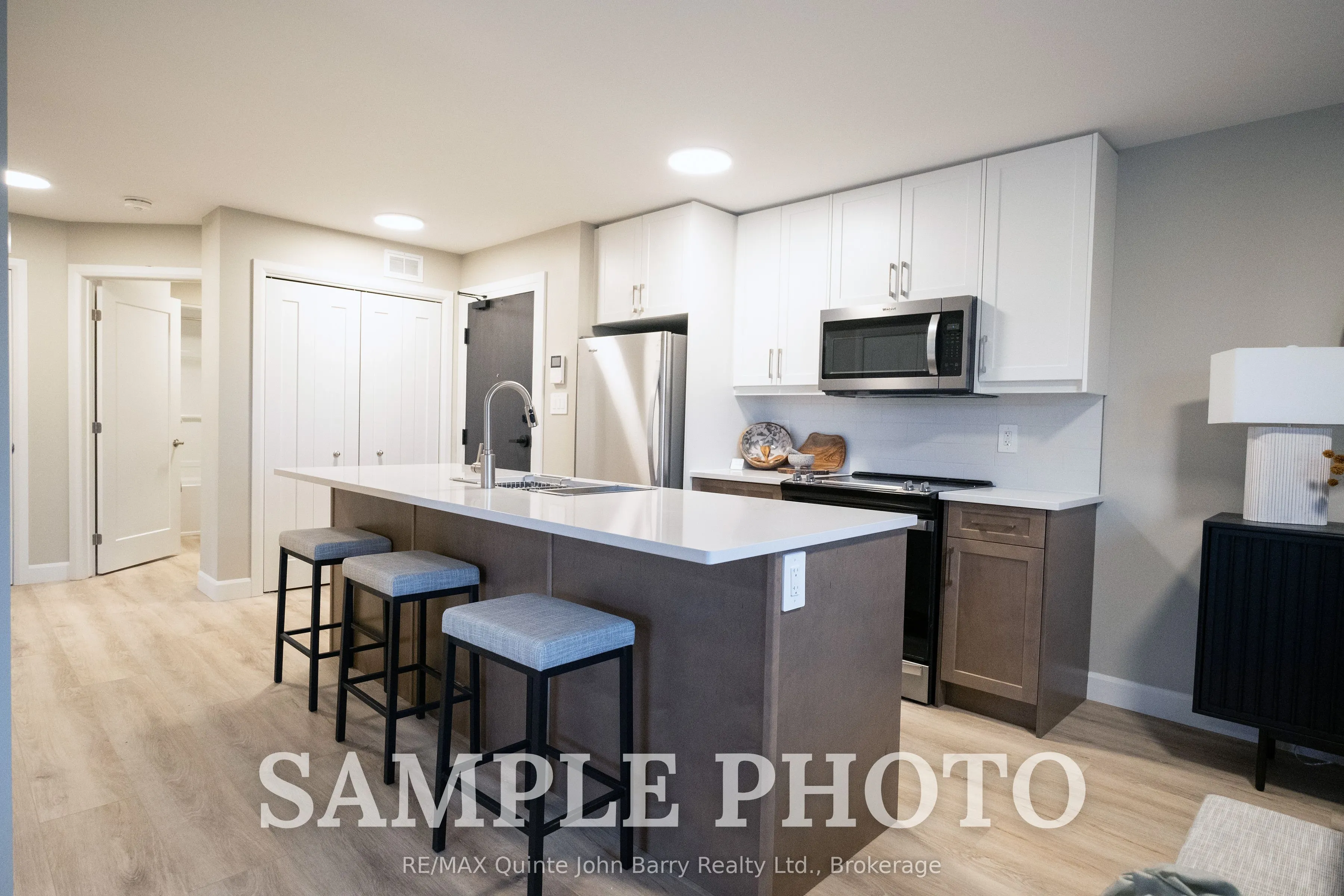206-10 Hillside Meadow Drive #206