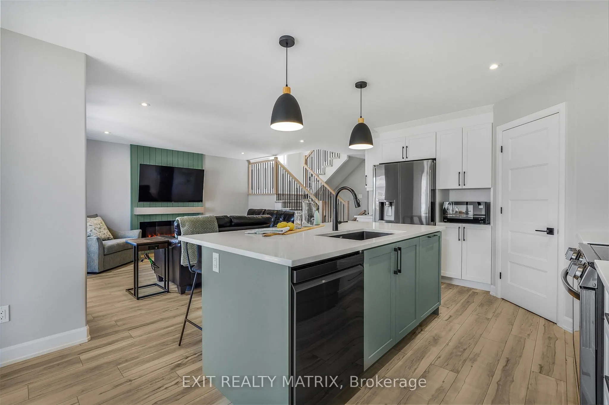 1202 Montblanc Crescent
