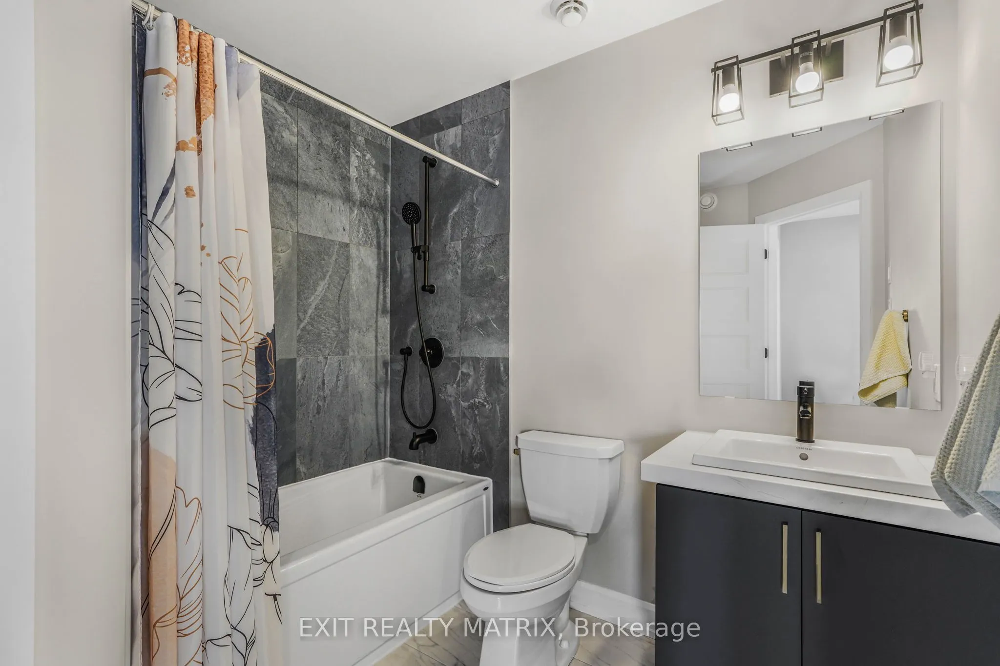 1202 Montblanc Crescent