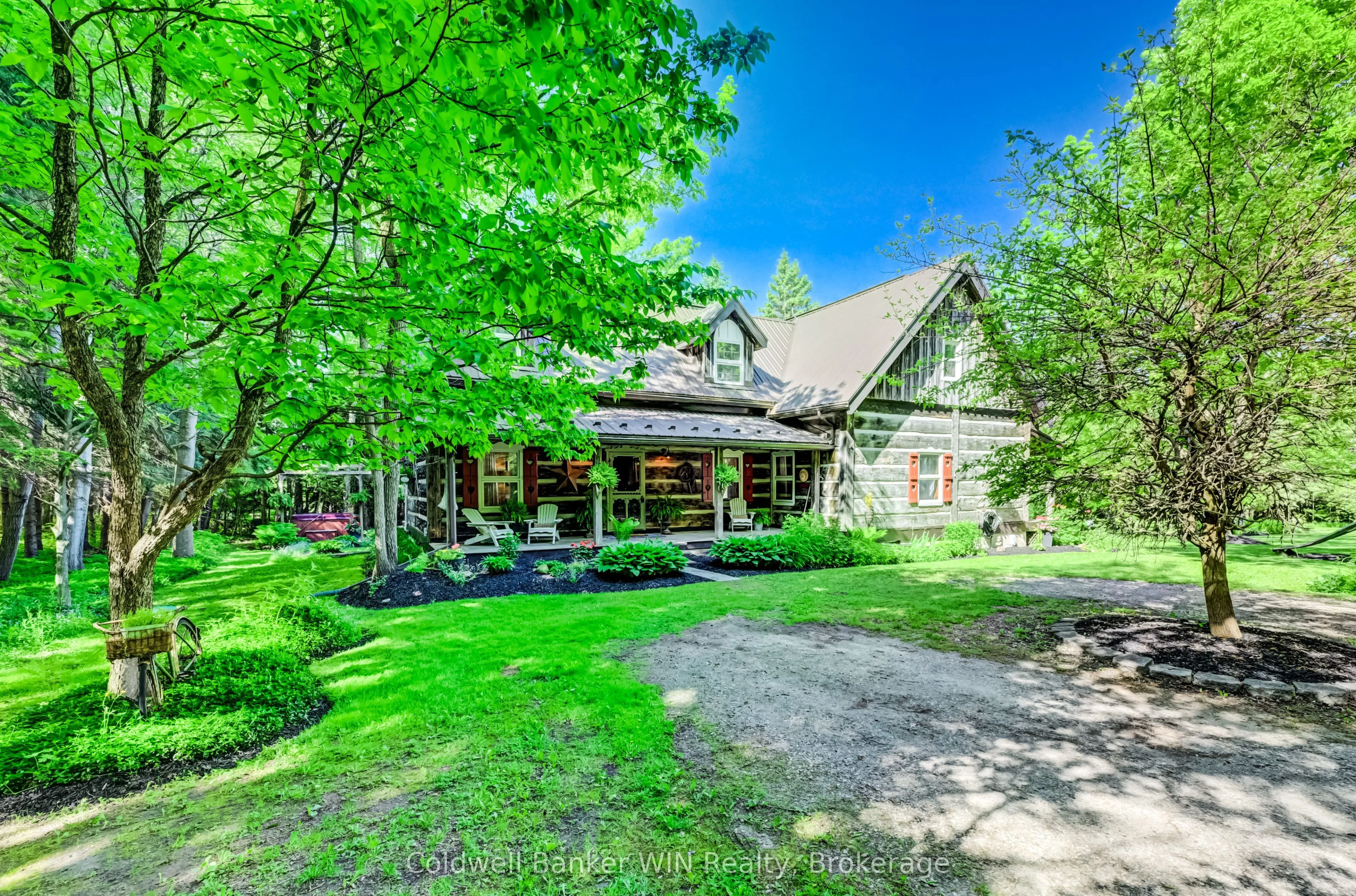 7341 Sideroad 12