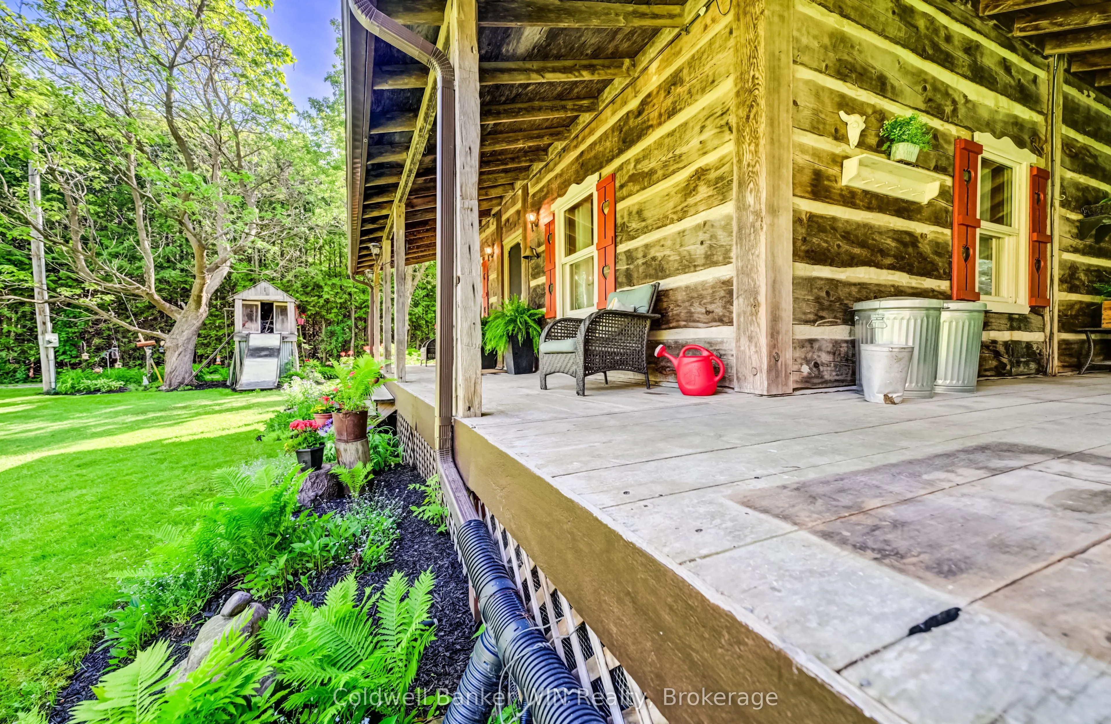 7341 Sideroad 12