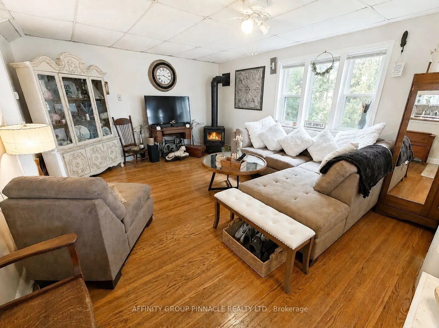 15 Prince Street W