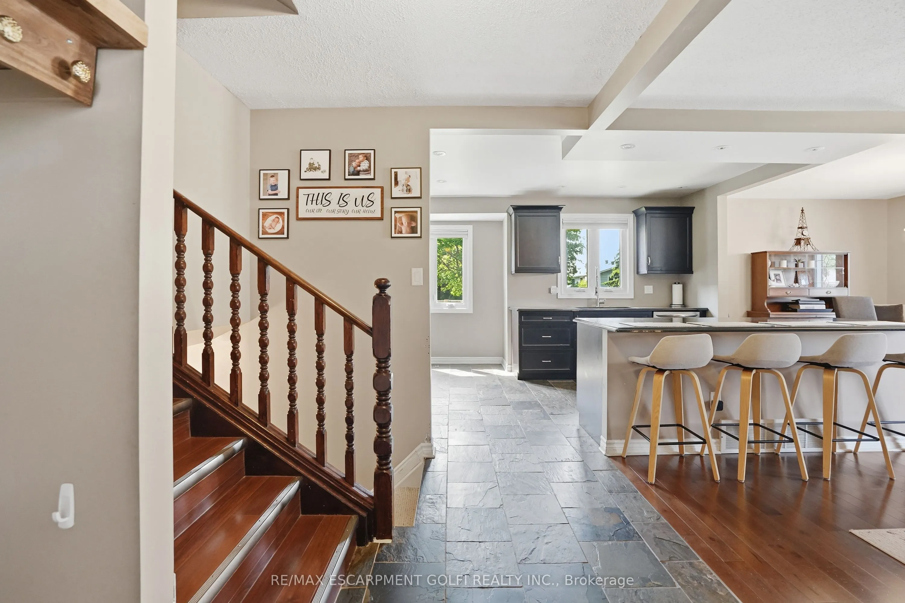 2 LORING Crescent
