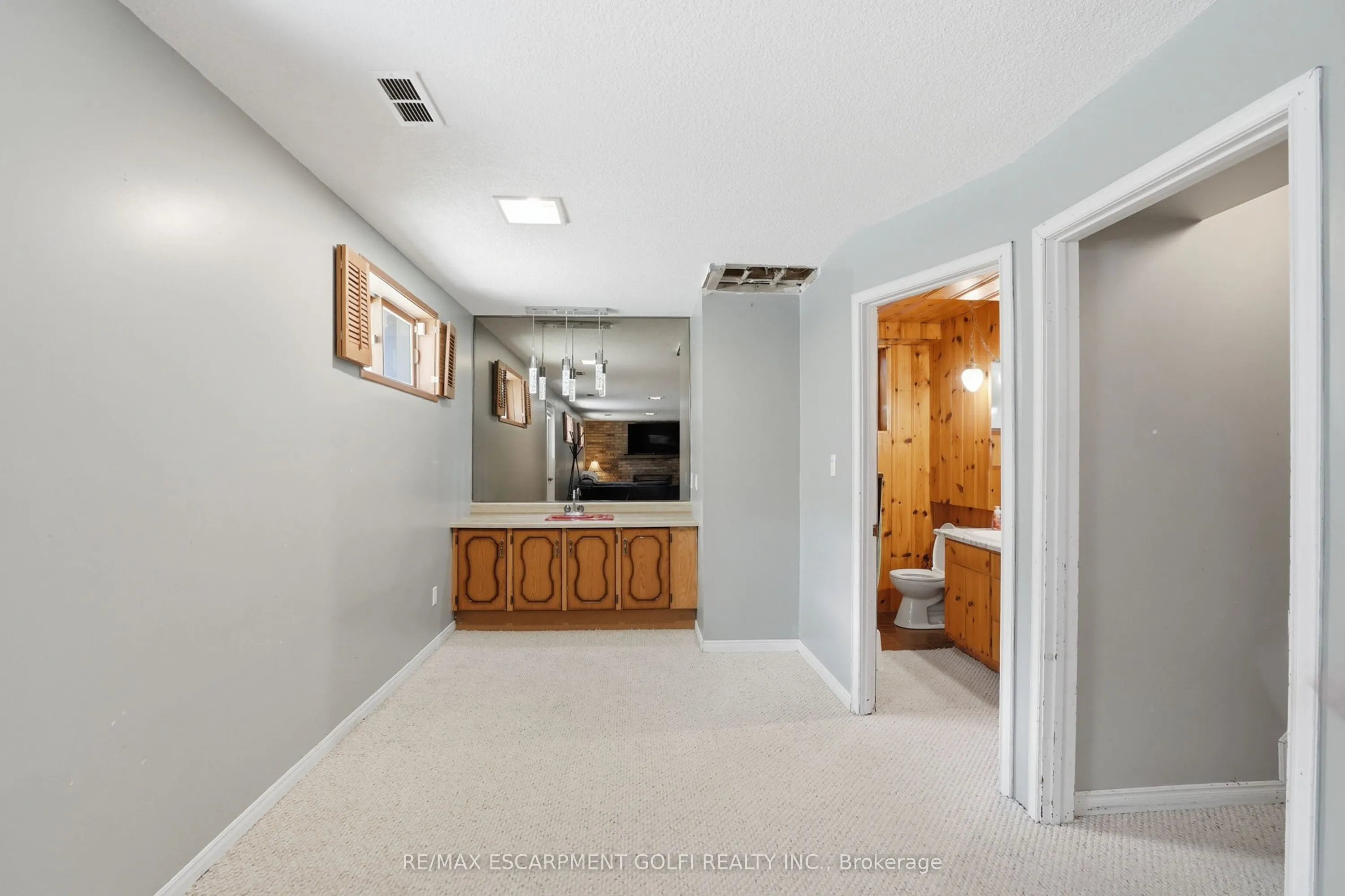 2 LORING Crescent