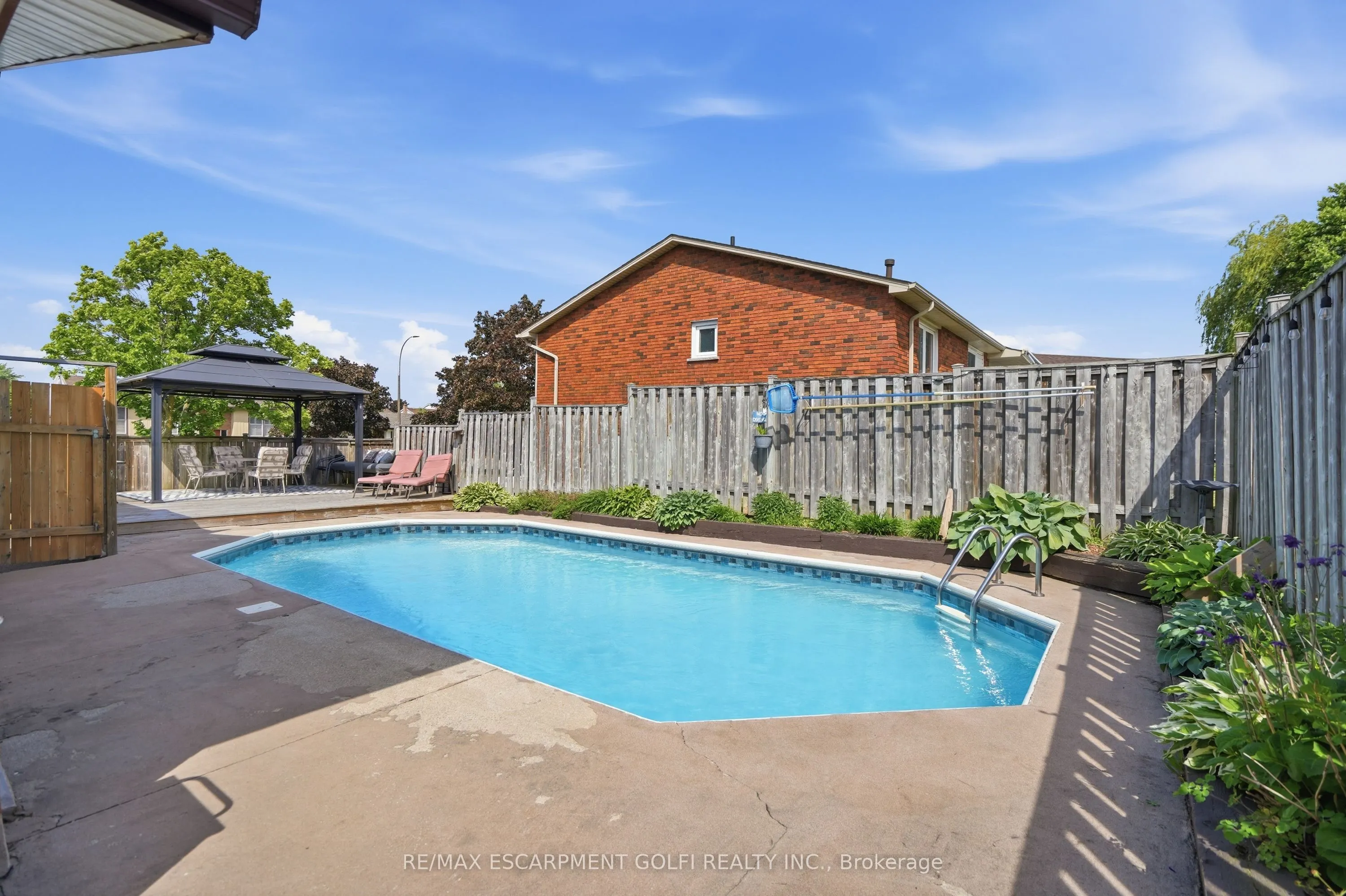 2 LORING Crescent