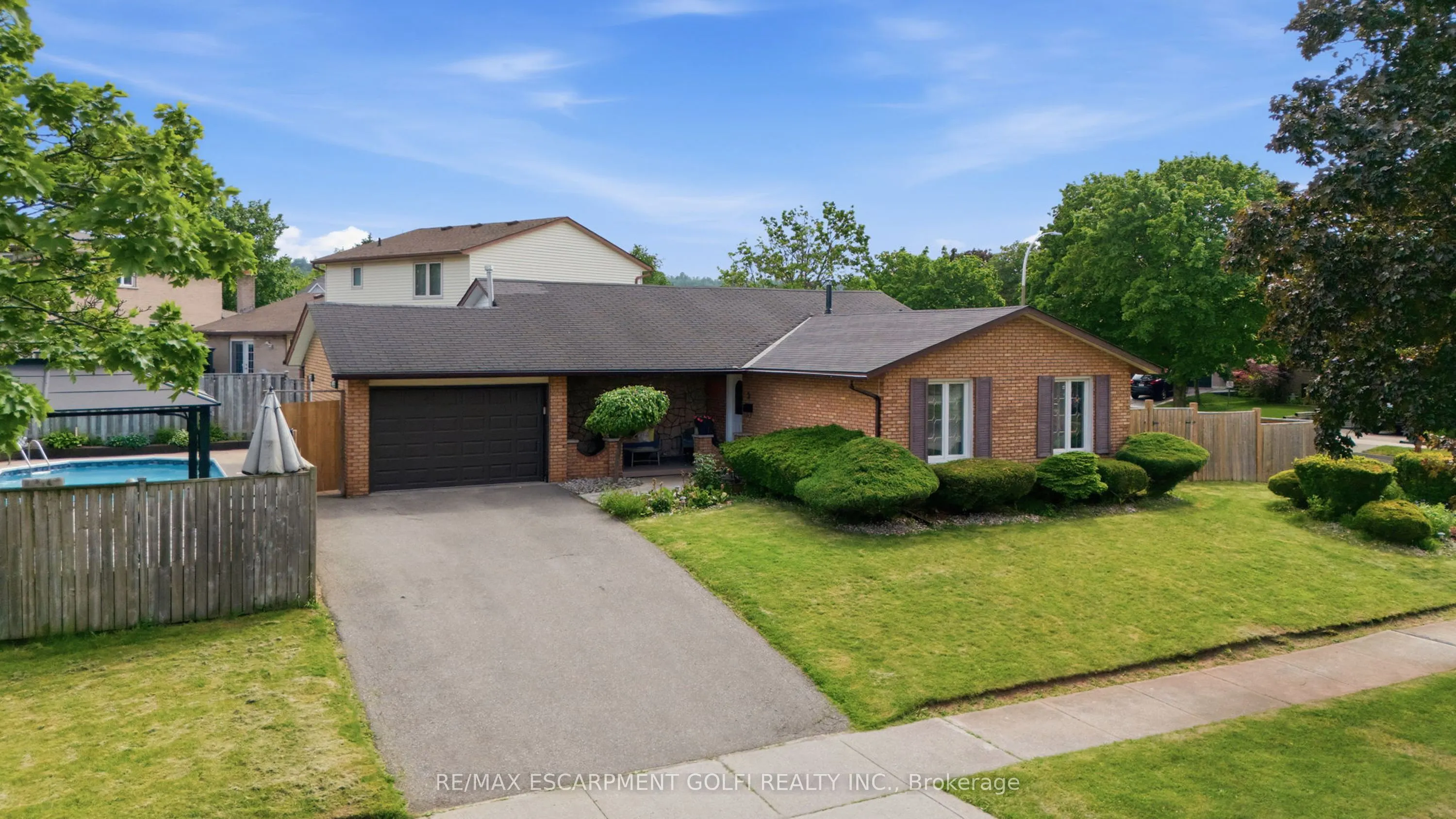 2 LORING Crescent