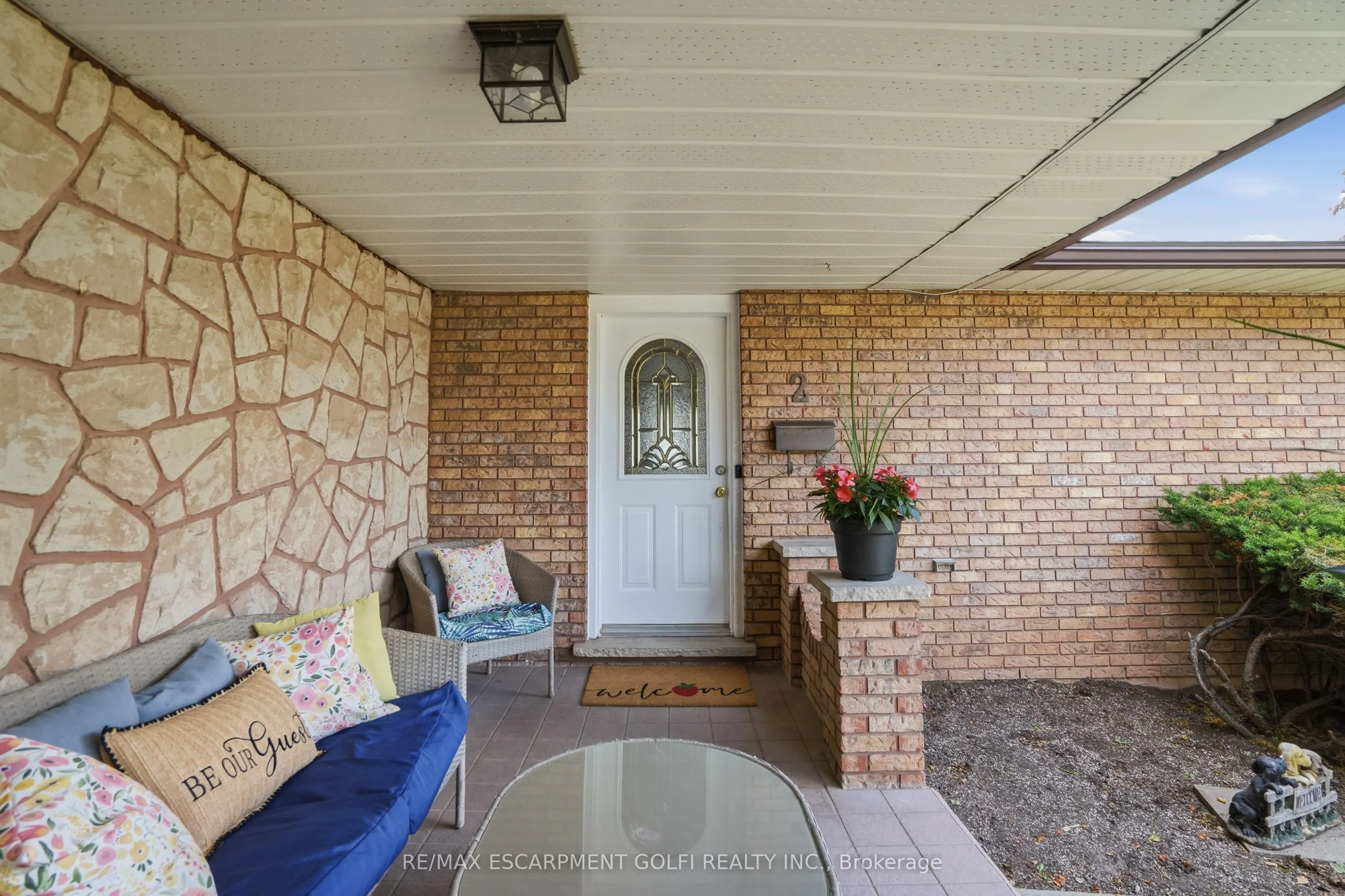 2 LORING Crescent