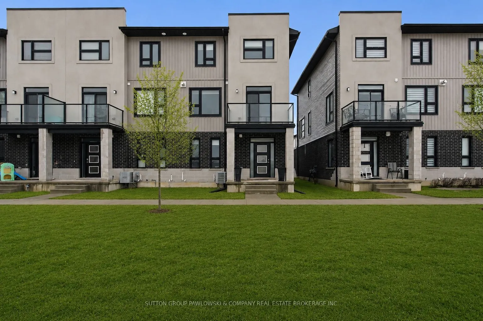 3380 Singleton Avenue #26