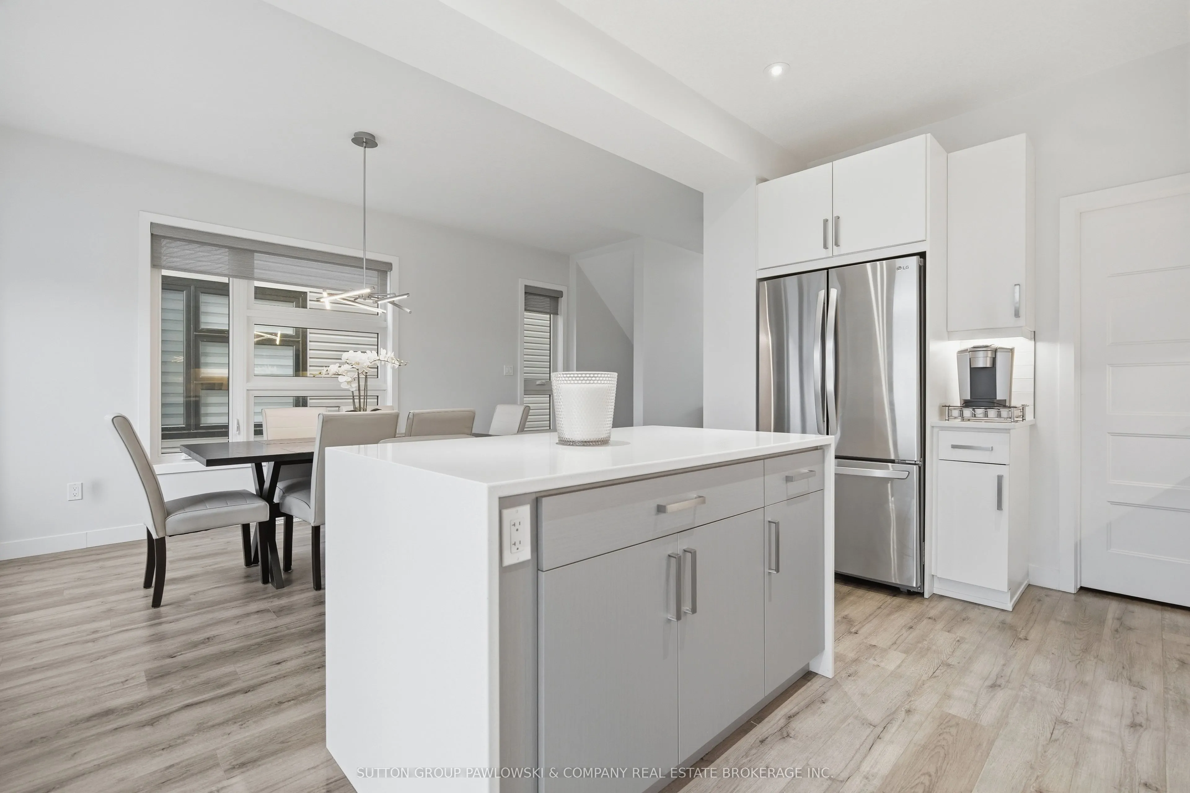 3380 Singleton Avenue #26