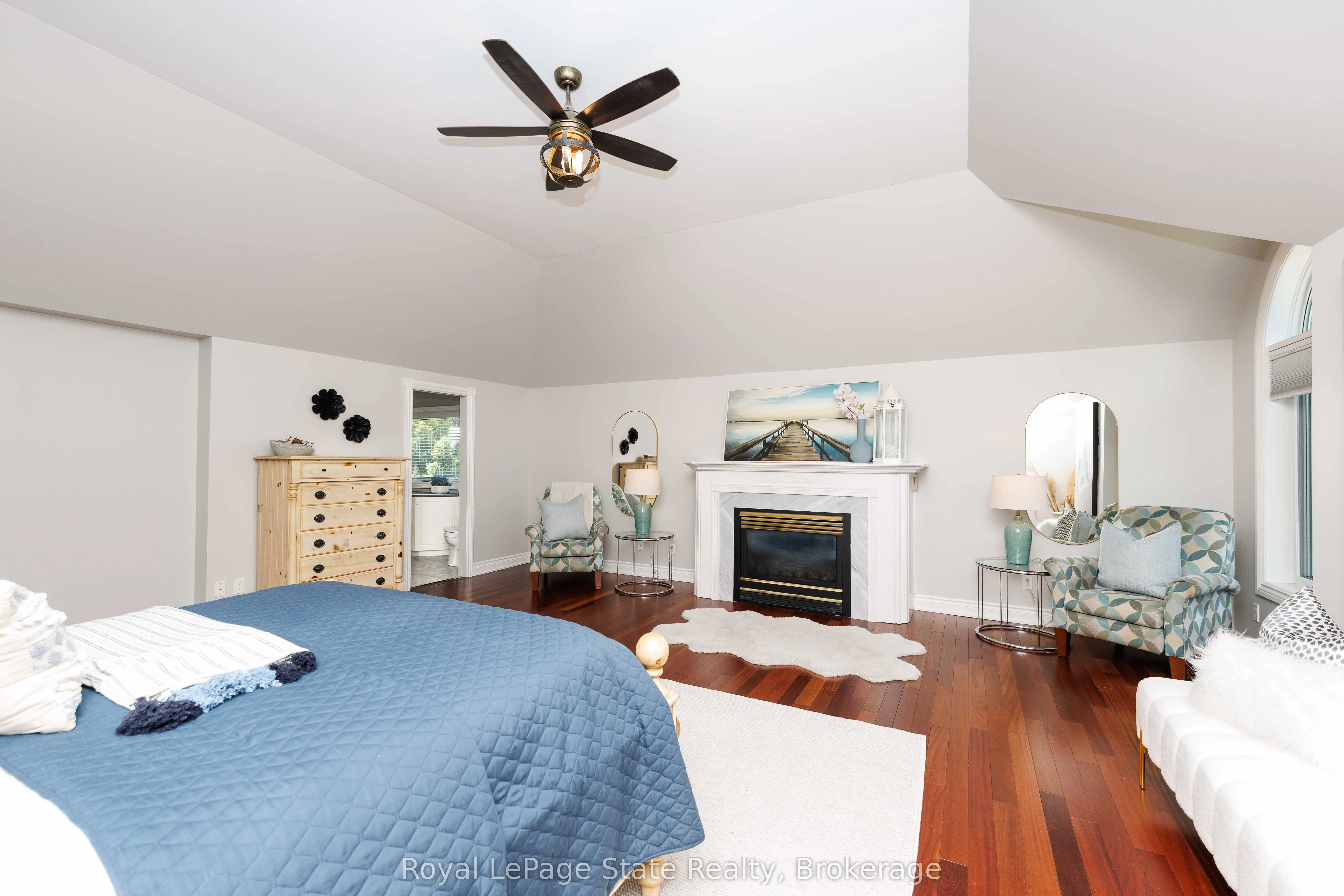 8 Cheval Drive