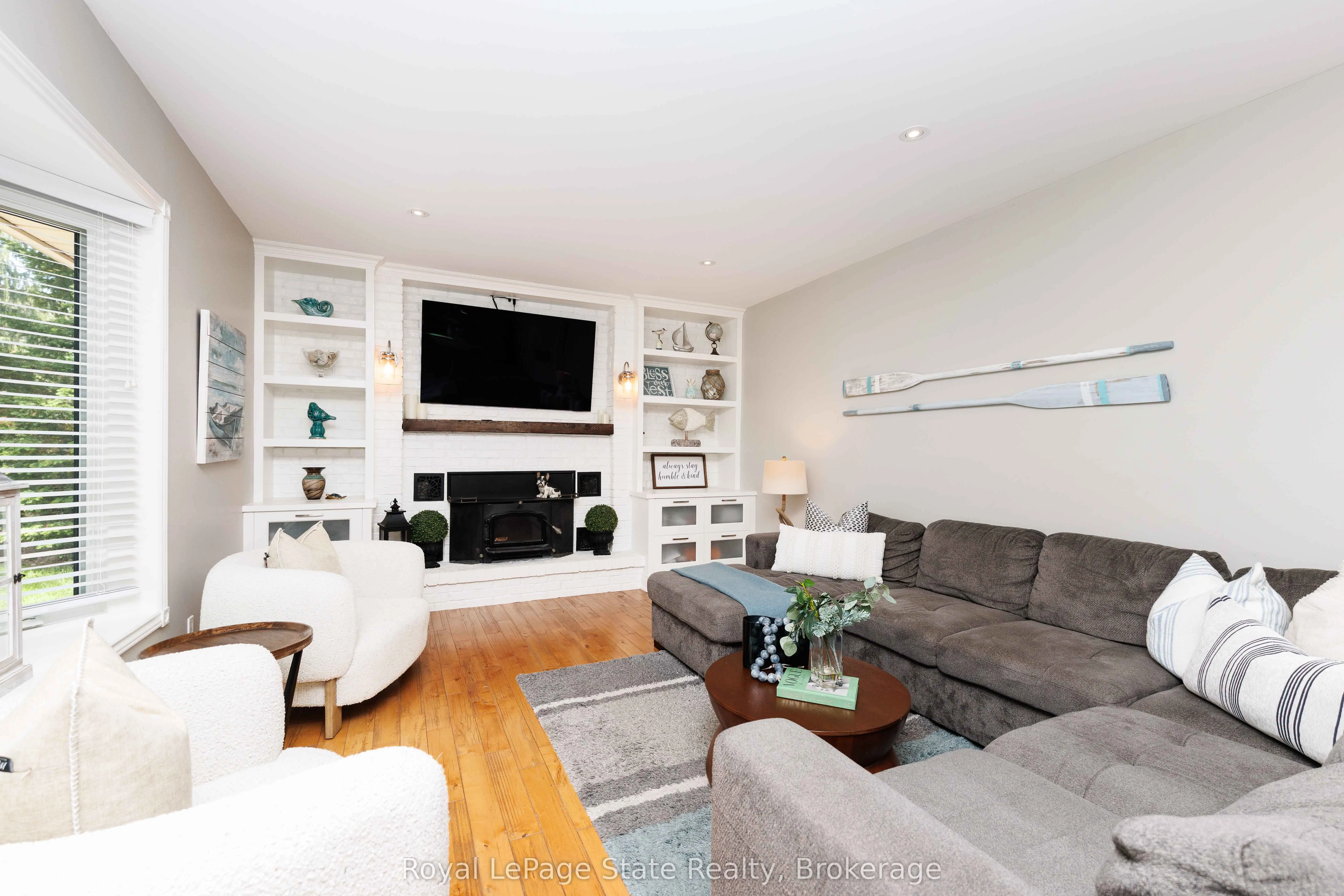 8 Cheval Drive