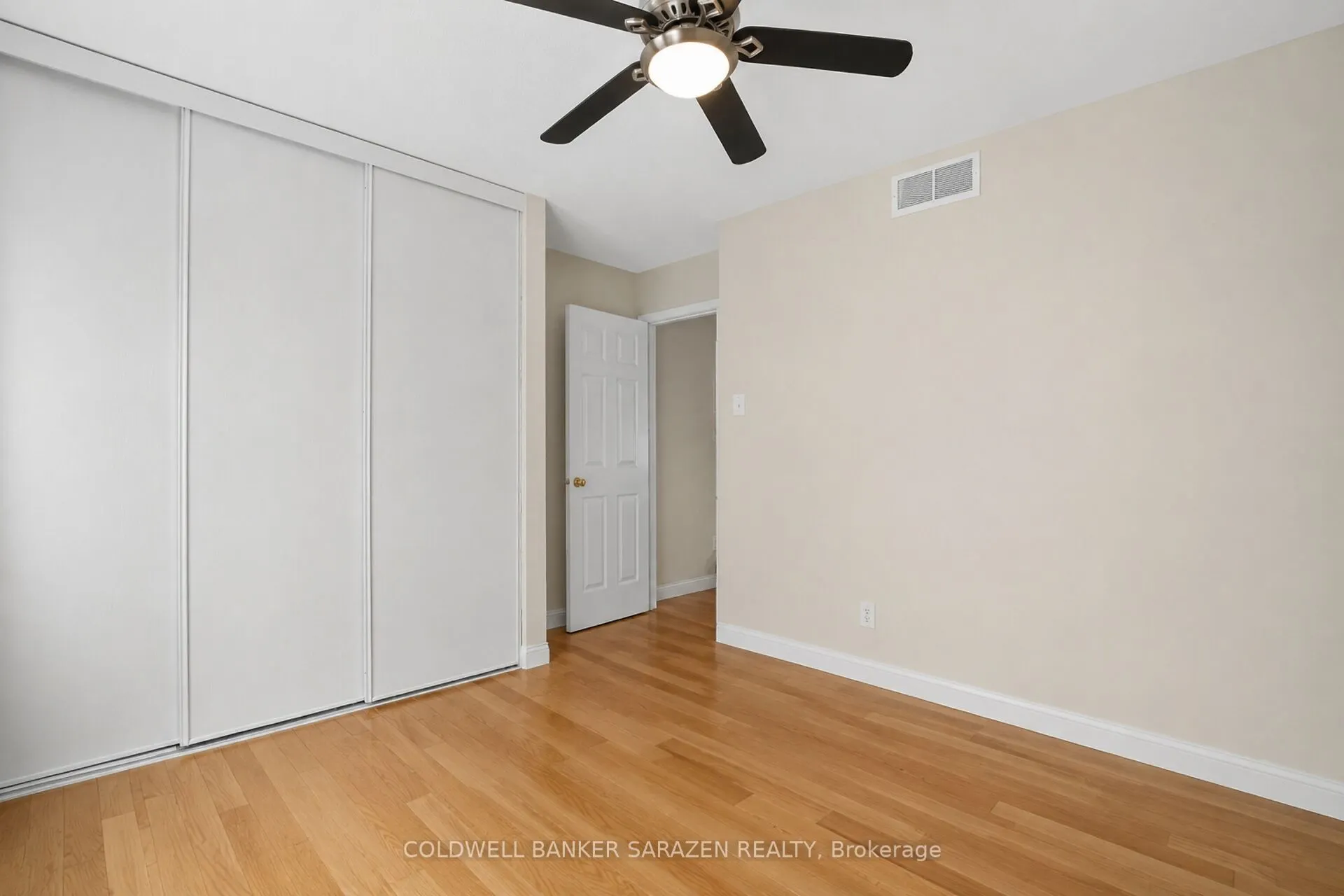 7 Barnstone Drive