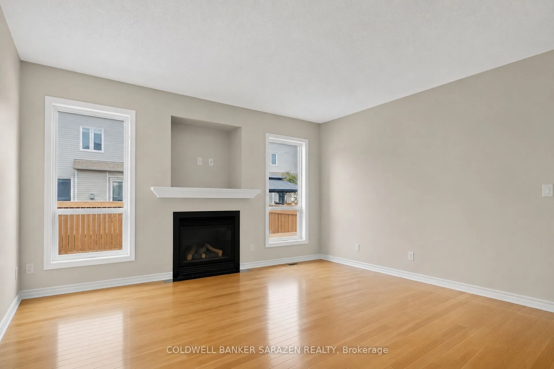 7 Barnstone Drive