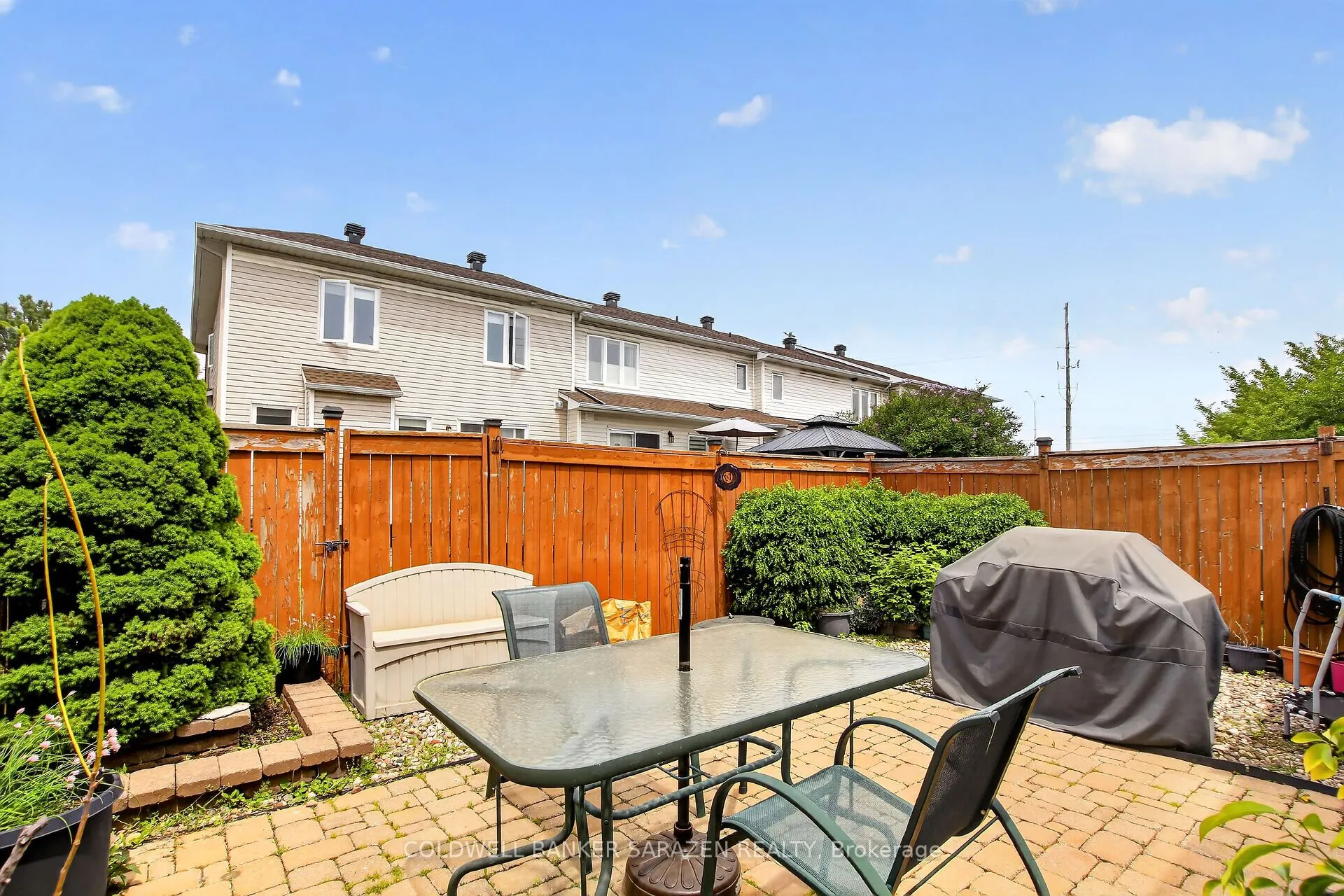 7 Barnstone Drive