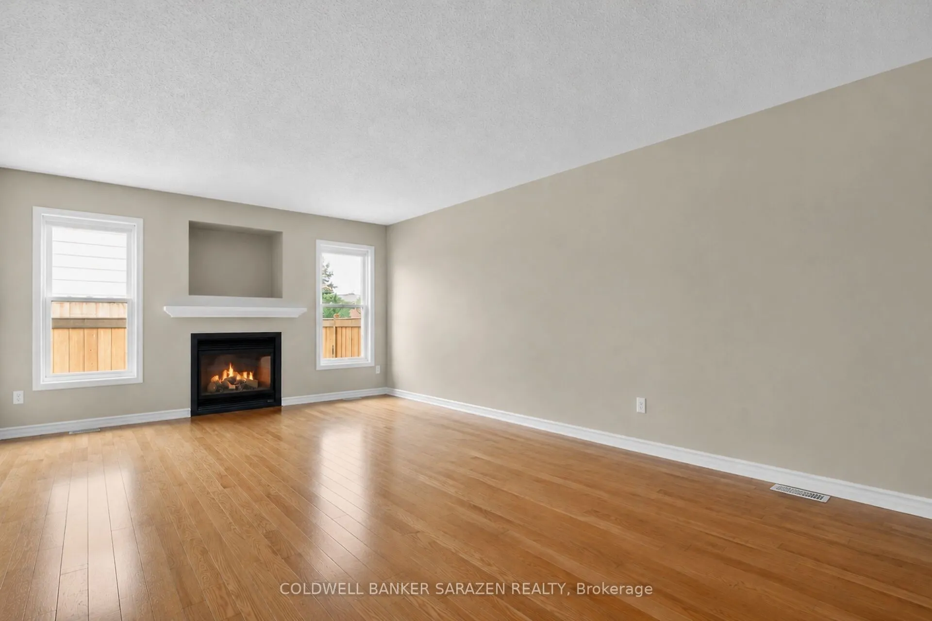 7 Barnstone Drive