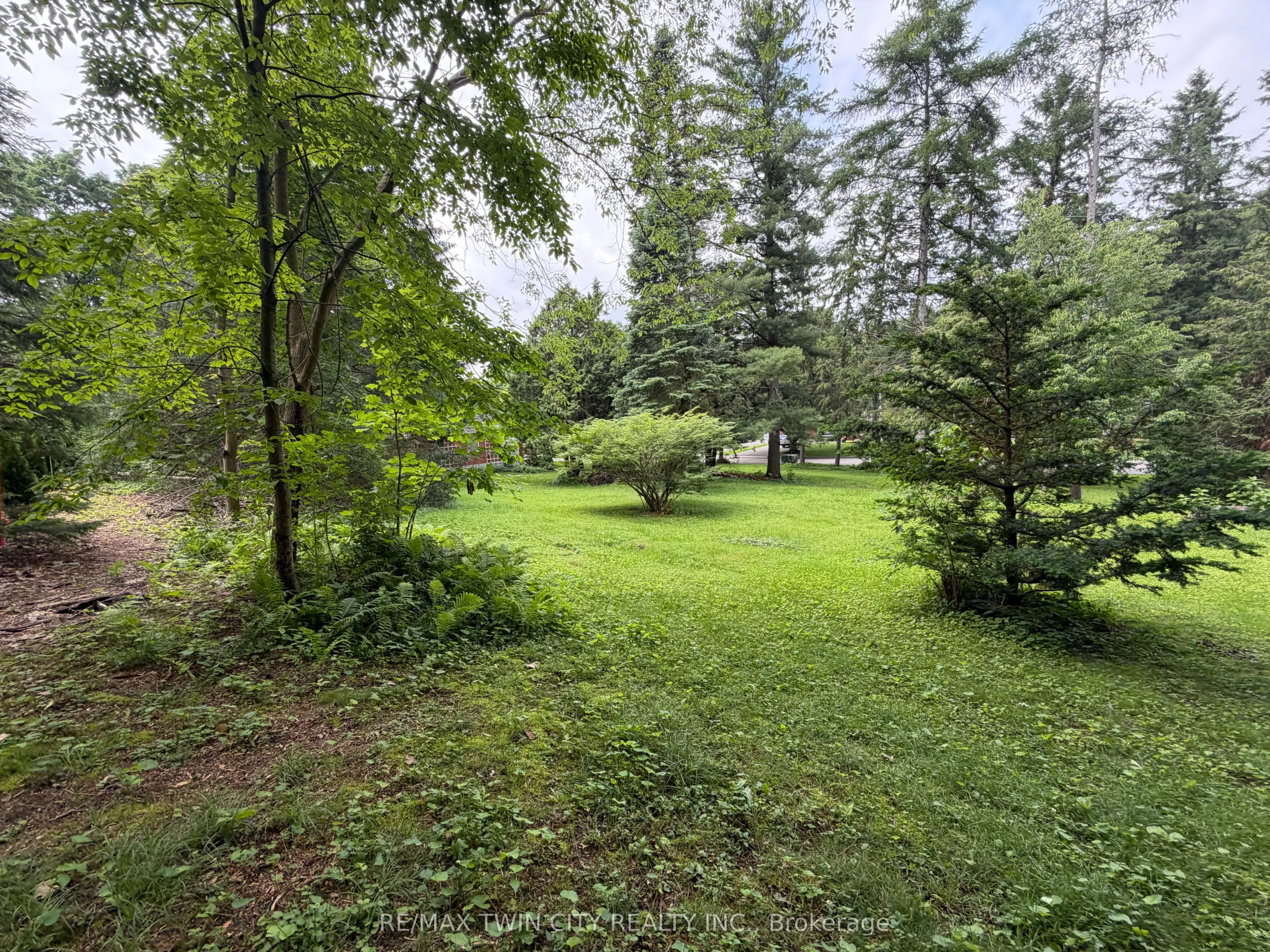152 McCall Crescent