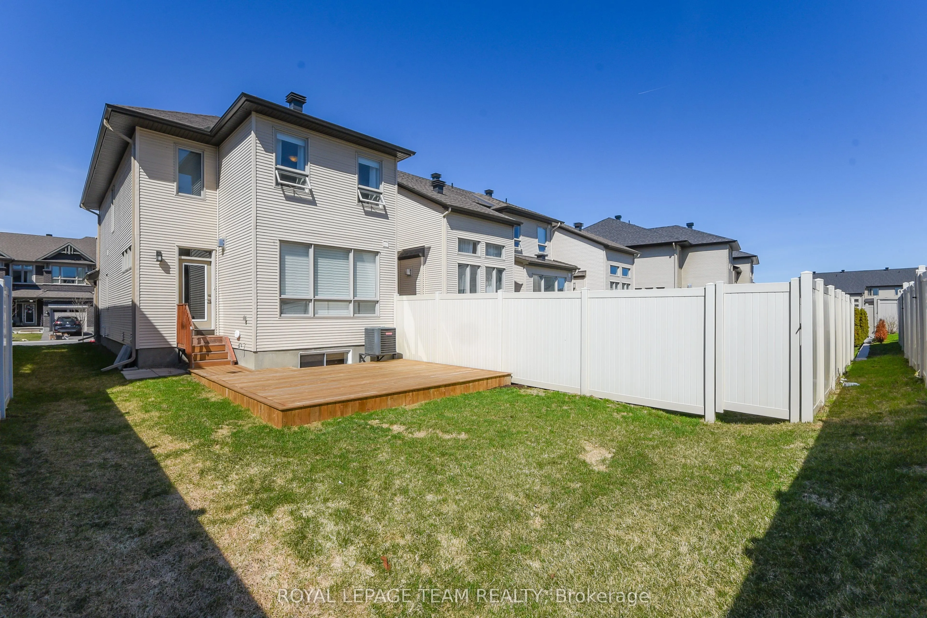 725 Capricorn Circle