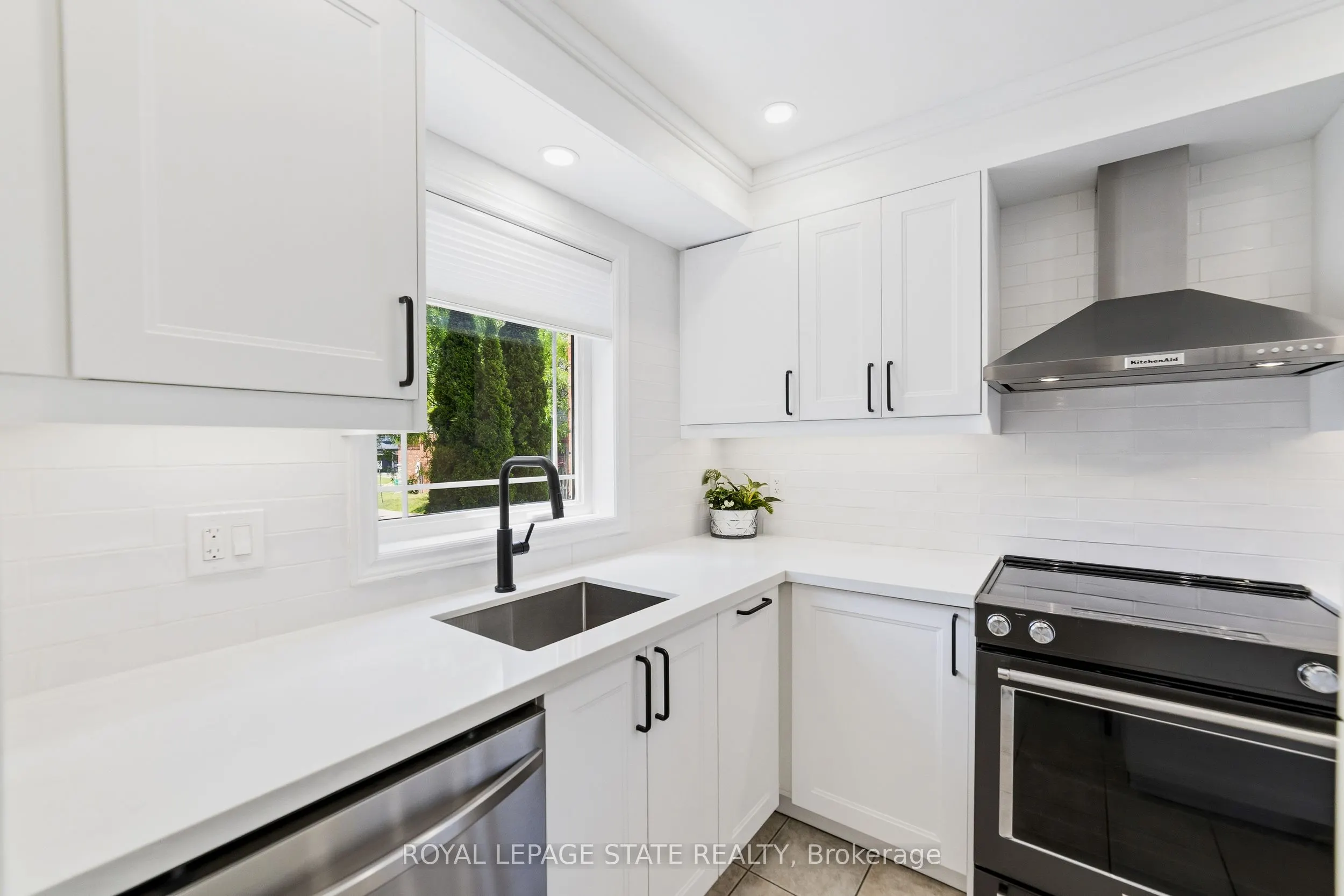 242 Upper Mount Albion Road #13